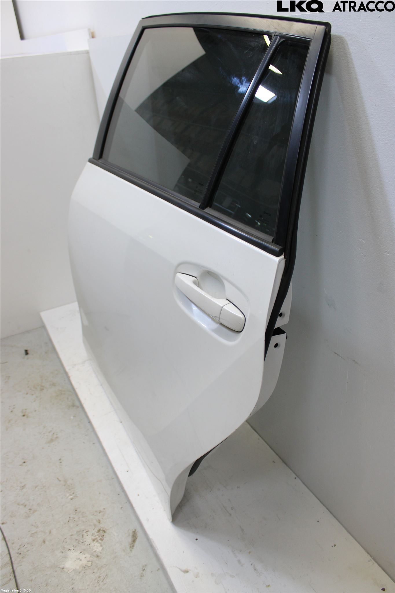 Toyota VERSO 09-18 Dörr Bak Vänster