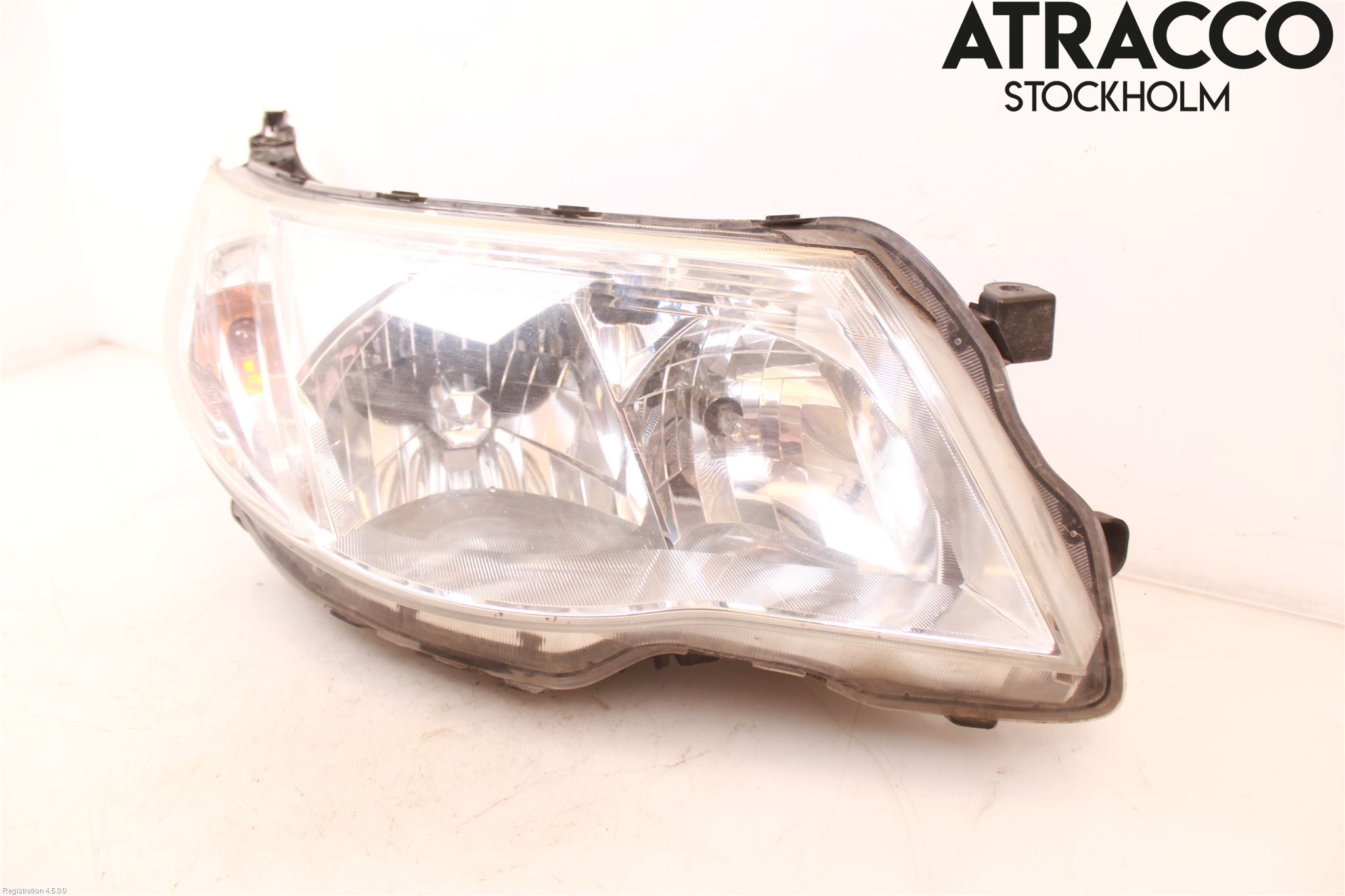 Subaru FORESTER SH  08-13 Strålkastare Höger