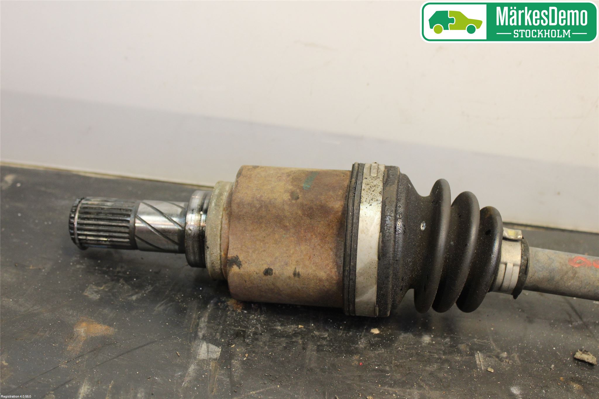 Nissan MICRA 11-16 Drivaxel Fram Vänster