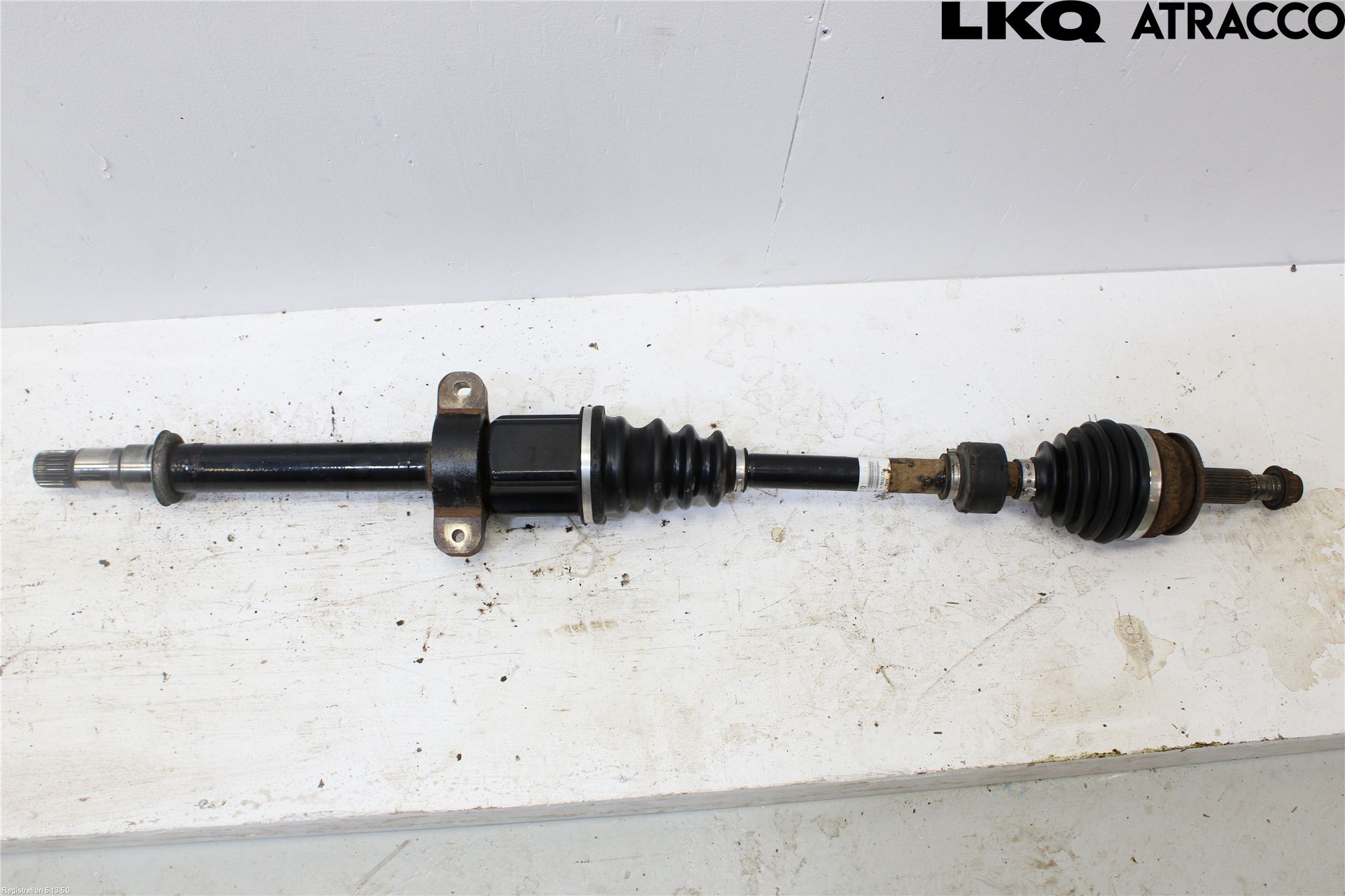 Toyota AVENSIS 16-18 Drivaxel Fram Höger