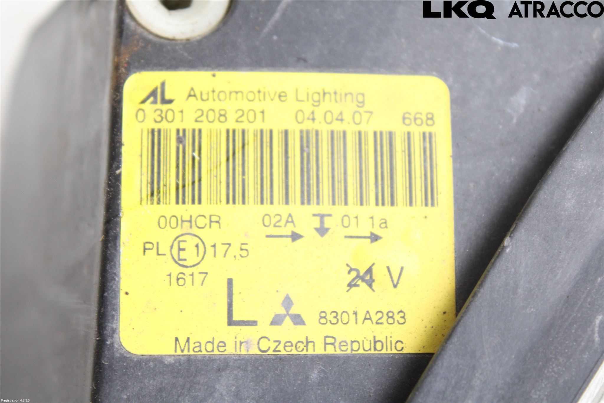 Mitsubishi COLT   04-08 Strålkastare Vänster