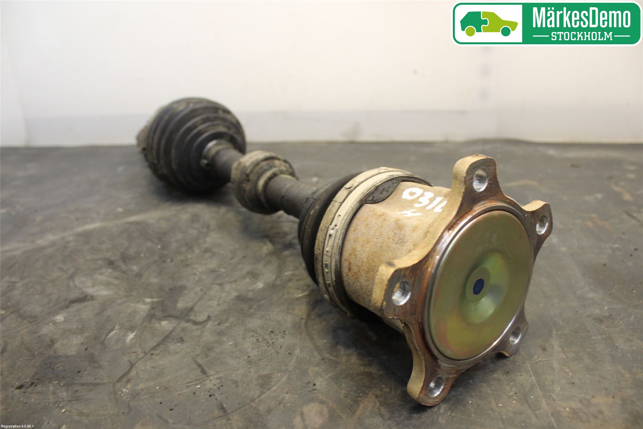 Nissan X-TRAIL     01-07 Drivaxel Fram Höger