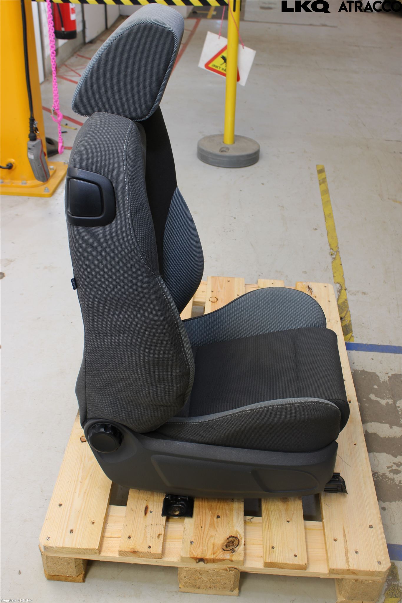 Ford FOCUS     04-07 Inredning Stol Fram Hö
