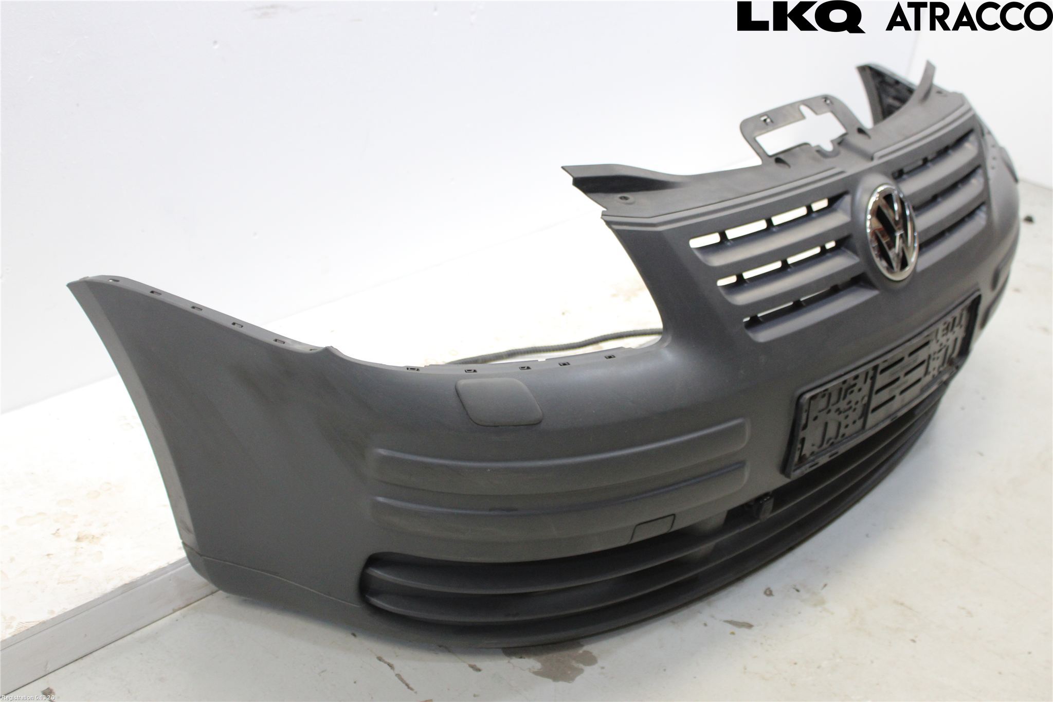Volkswagen VW CADDY      04-10 Stötfångare Fram