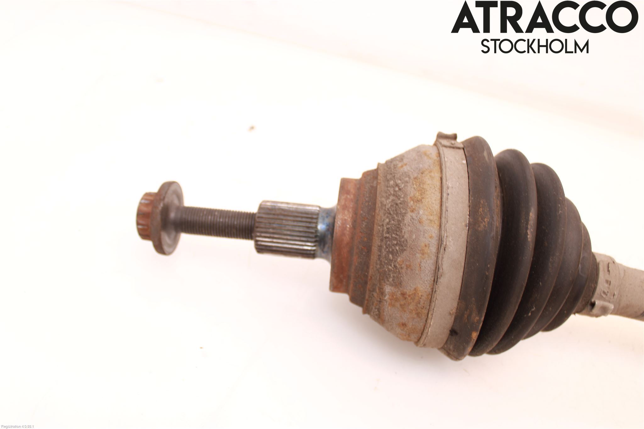 Volkswagen VW CADDY 16-20 Drivaxel Fram Vänster