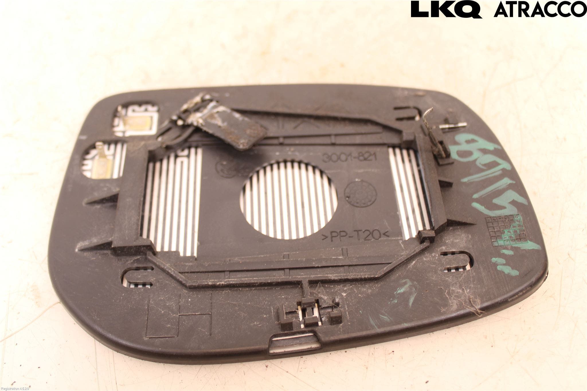 Toyota AVENSIS 03-06 Spegelglas Vä