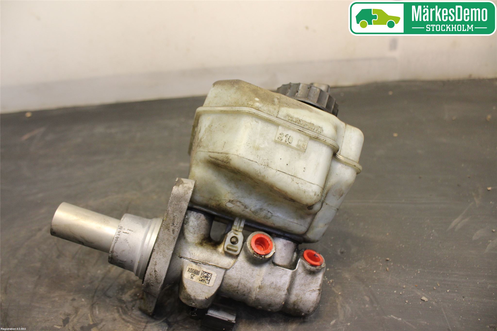 Volkswagen VW PASSAT 05-11 Broms Huvudcylinder