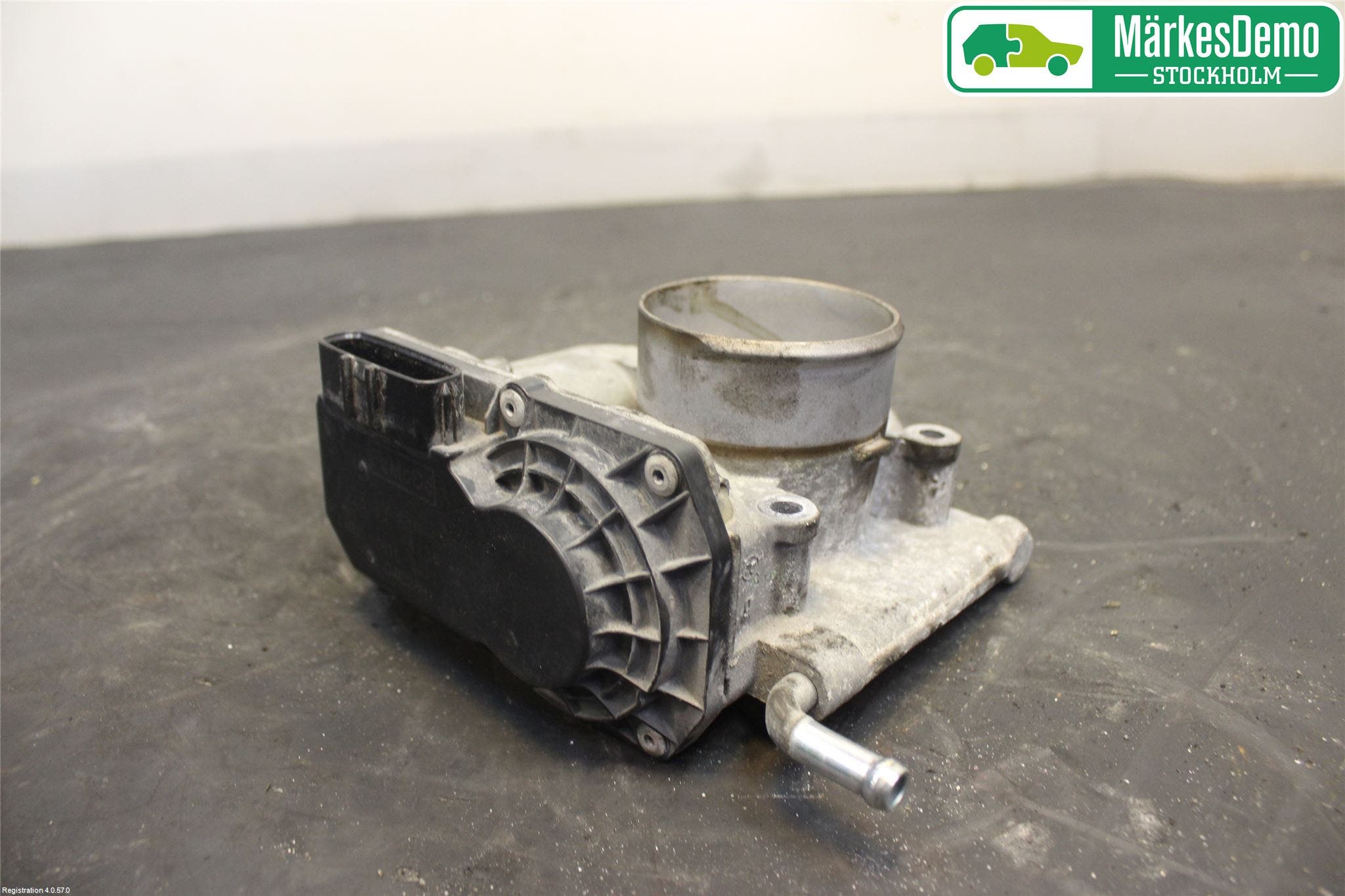 Mazda 2 (DE) 08-15 Injspjällhus