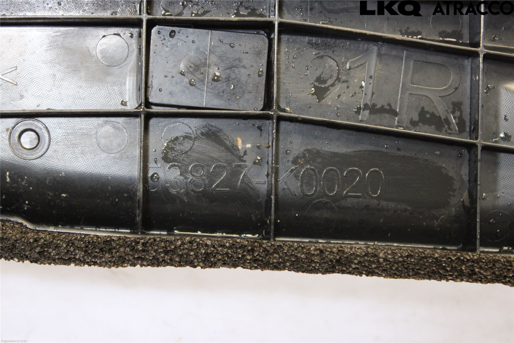 Toyota YARIS XP21 20- Skärm Hörn Utfyllnad Fram