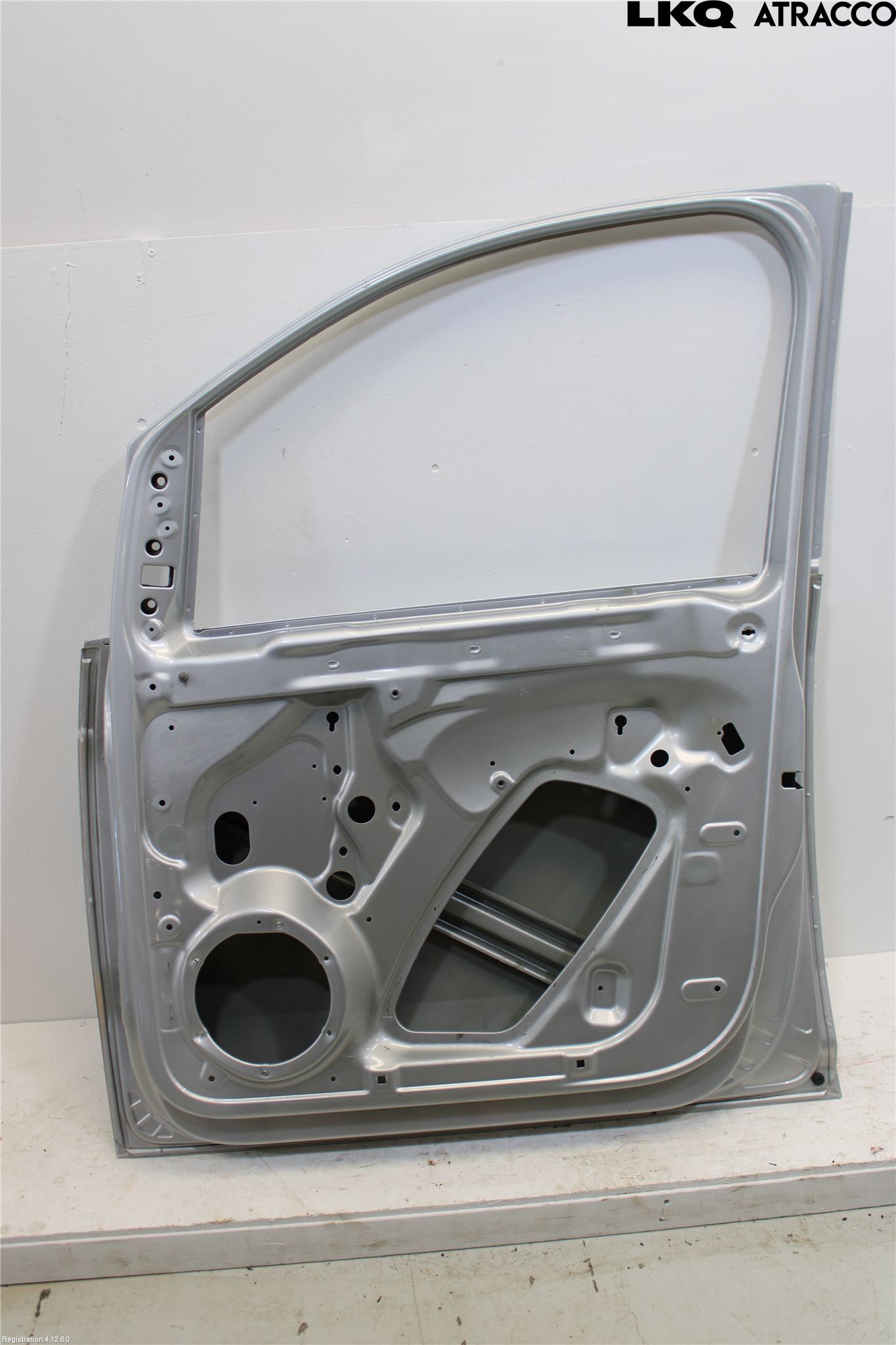 Volkswagen VW CADDY 16-20 Dörr Fram Höger