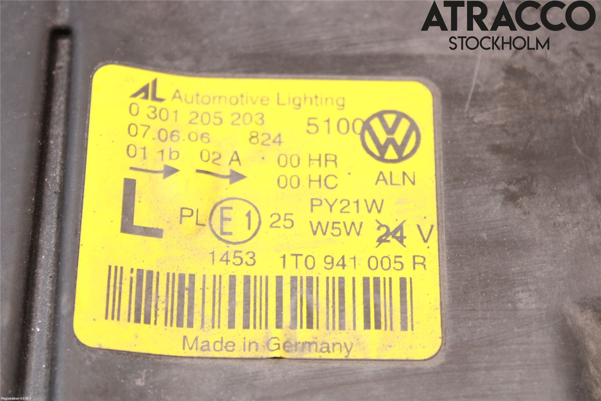 Volkswagen VW TOURAN 03-10 Strålkastare Vänster