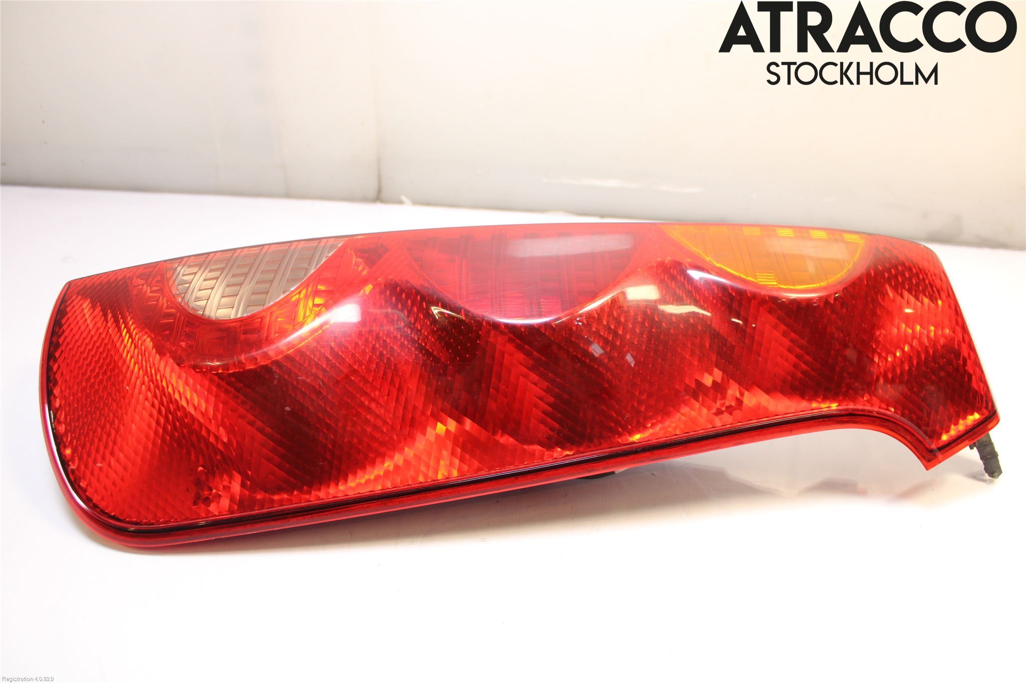 Nissan NOTE E11 06-14 Bakljus Höger