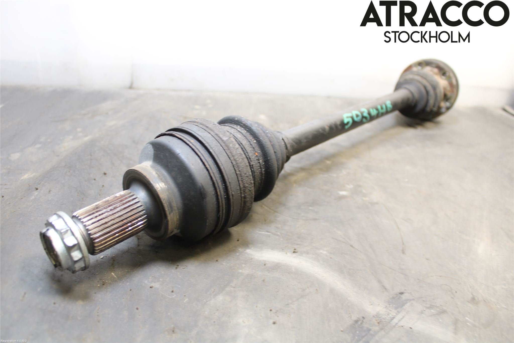 BMW 7 E38      93-01 Drivaxel Bak Höger