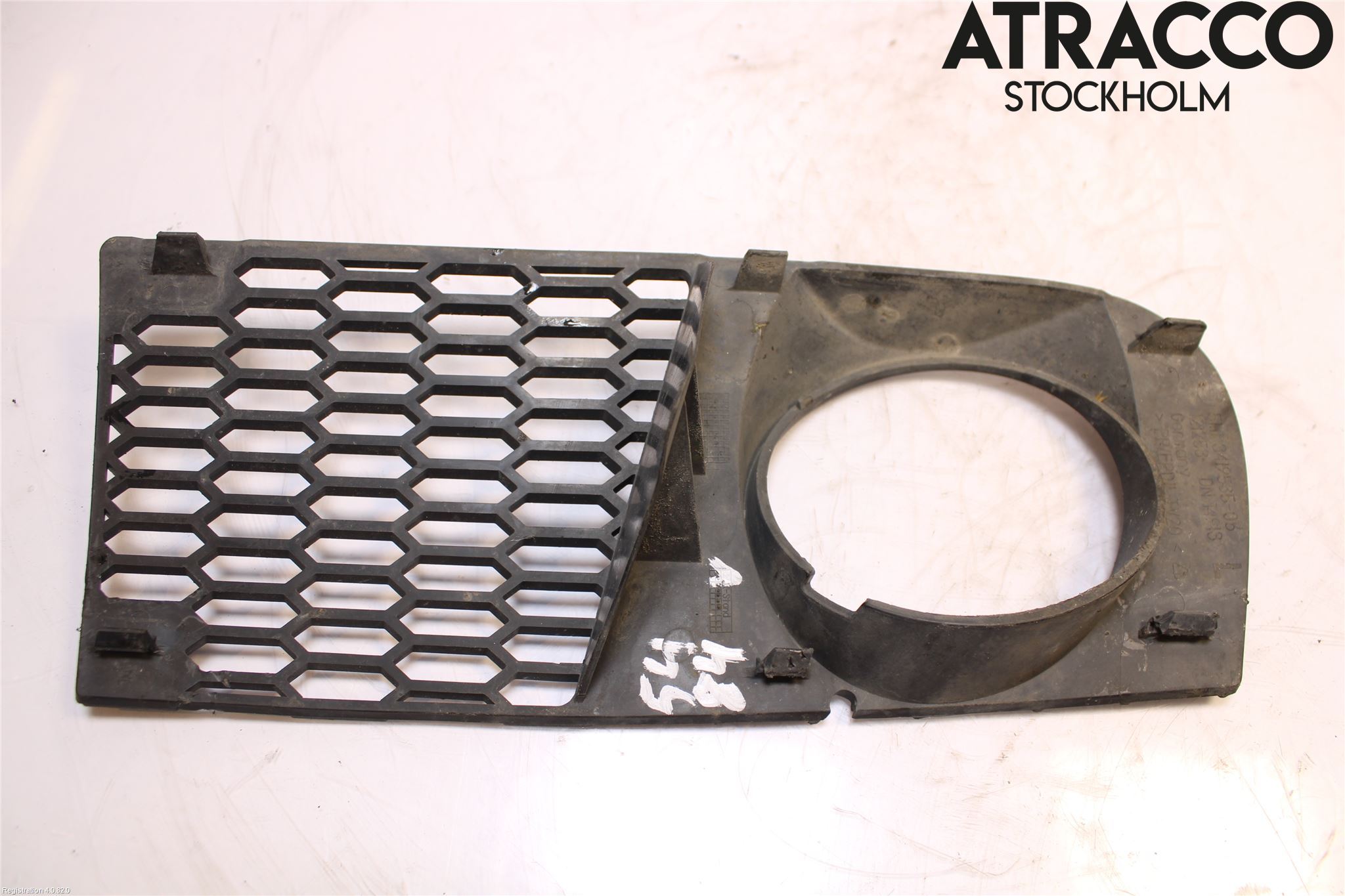 BMW X3 E83     03-10 Dimljussarg Fram