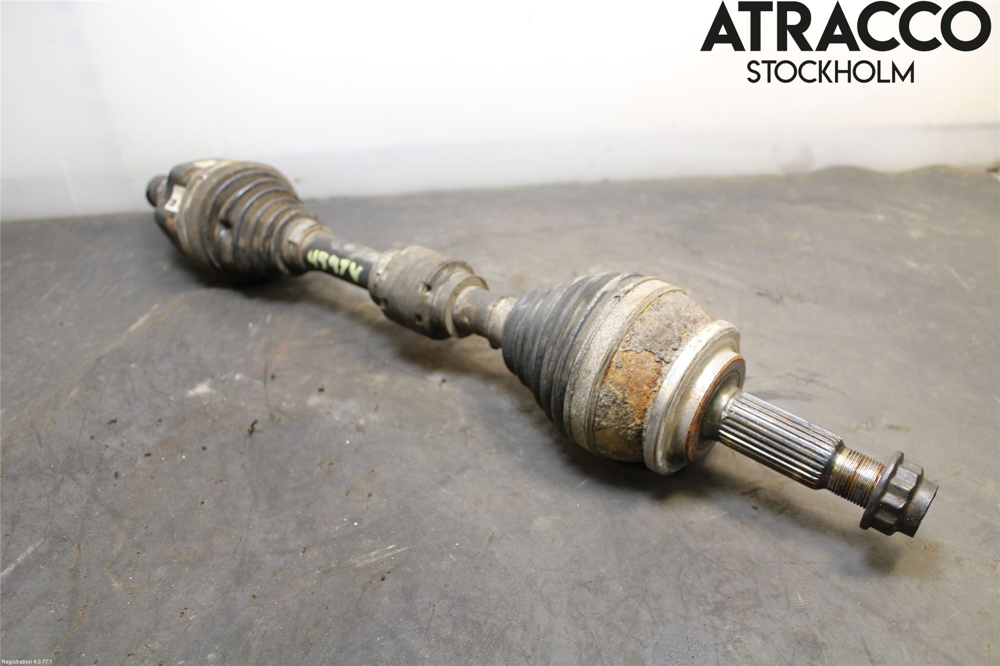 Toyota PRIUS ZVW30 09-20 Drivaxel Fram Vänster