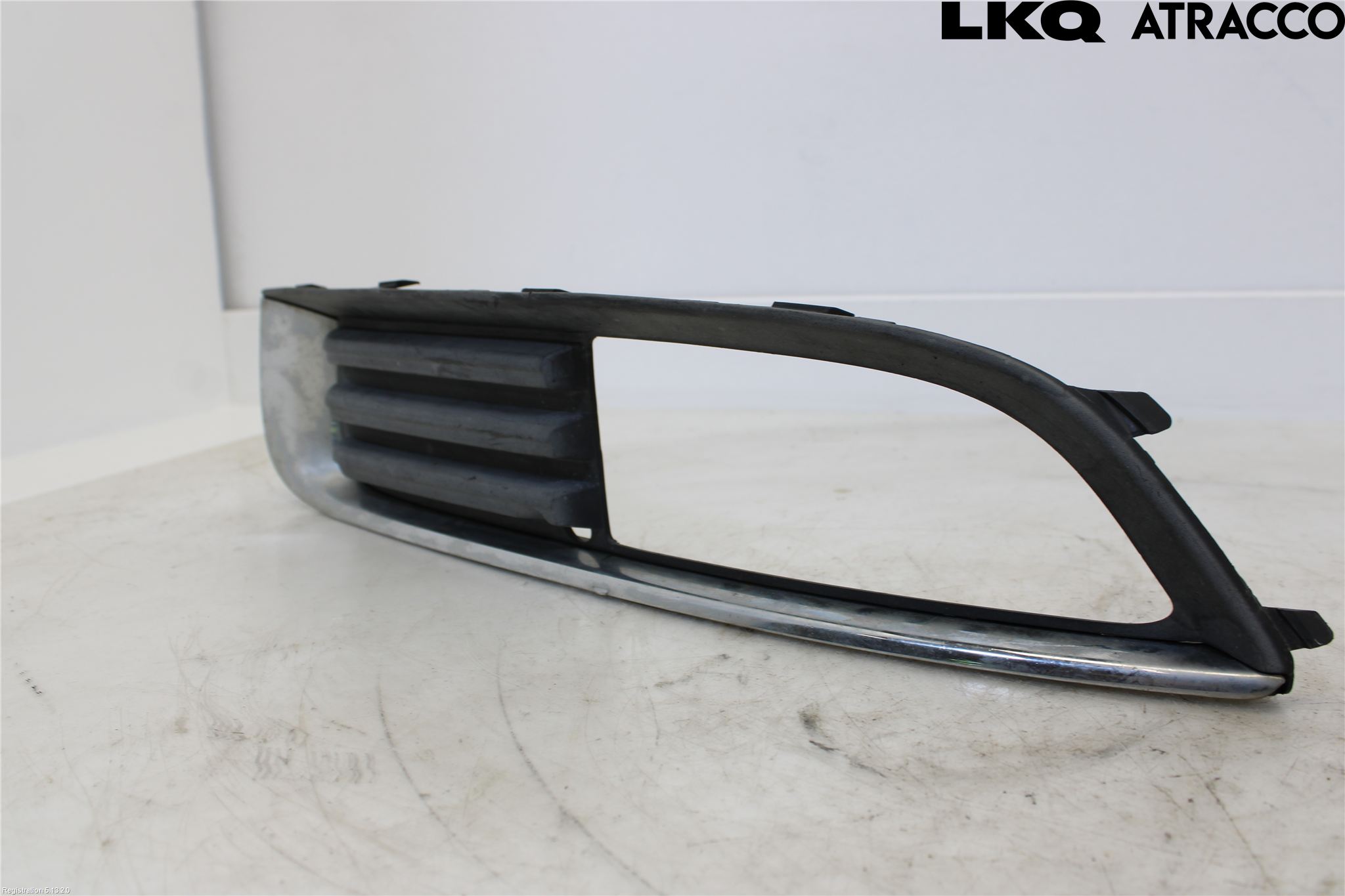Opel INSIGNIA 09-16 Dimljussarg Fram