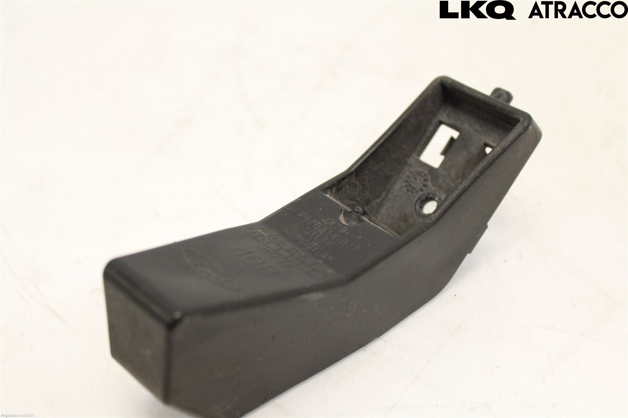 Ford FOCUS 19- Stötfångarfäste Bak Hö