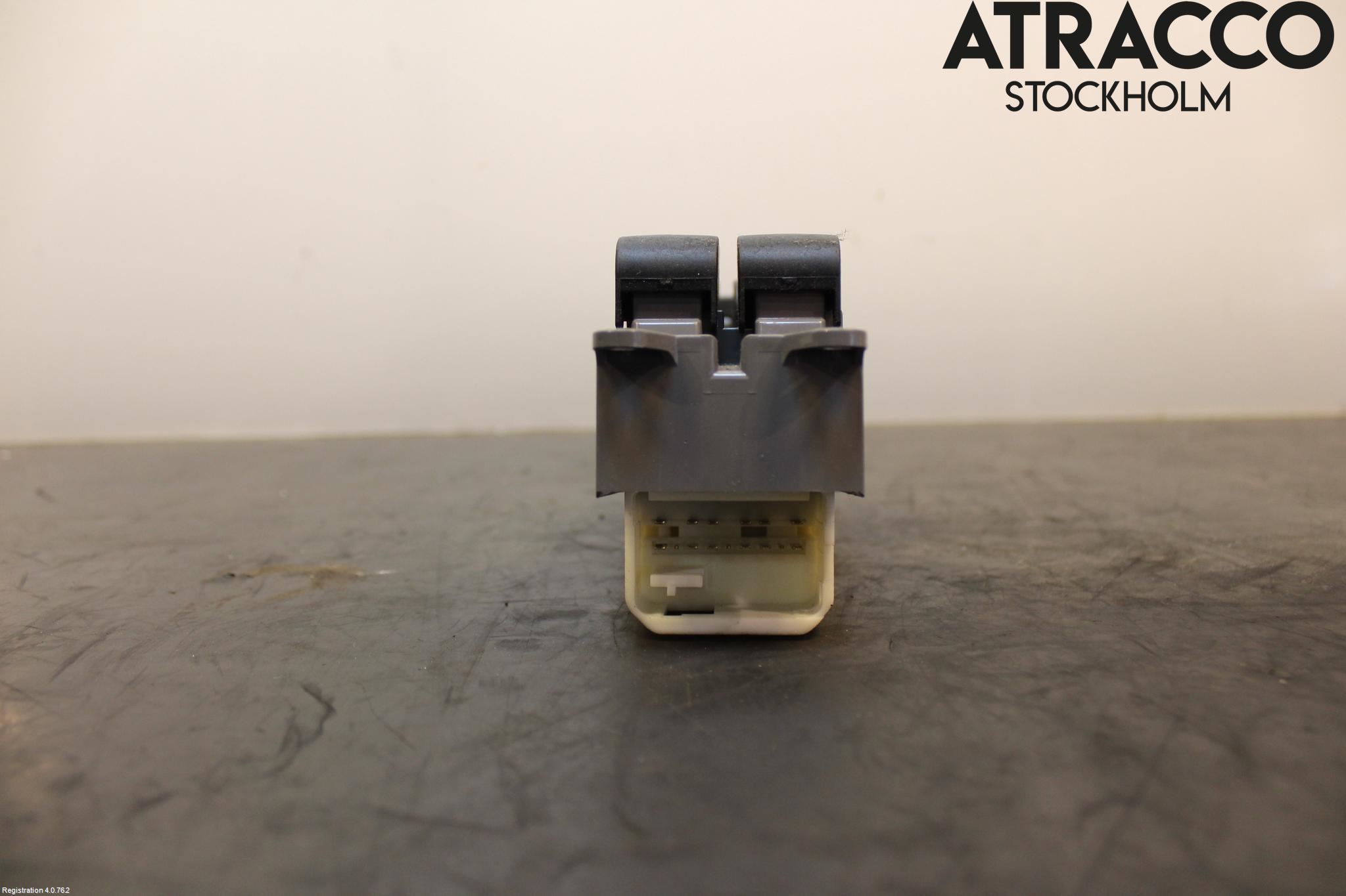 Toyota AURIS 13-19 Strömställare Elhiss