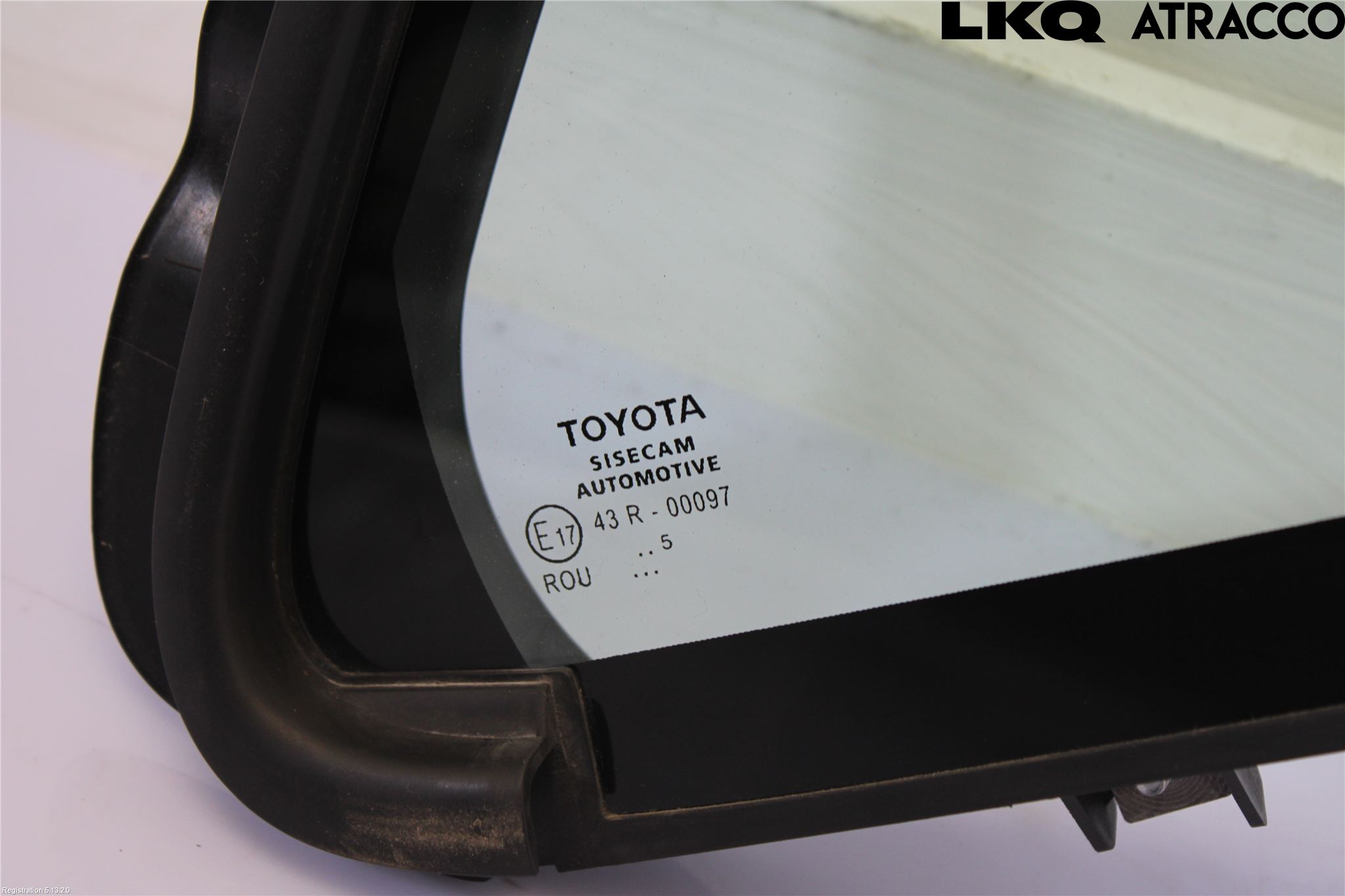 Toyota YARIS CROSS XP21 21- Dörruta Bak Lilla Hö