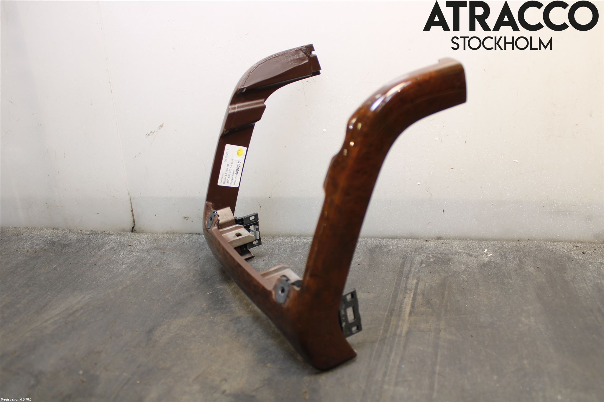 Volkswagen VW PHAETON Instrumentkonsoll Golv