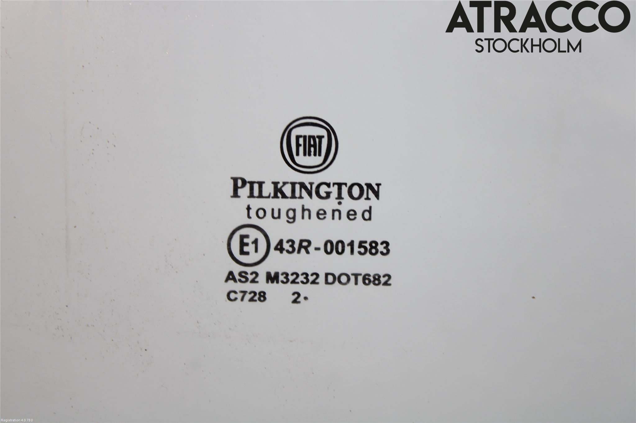 Fiat 500 07- Dörruta Fram Höger