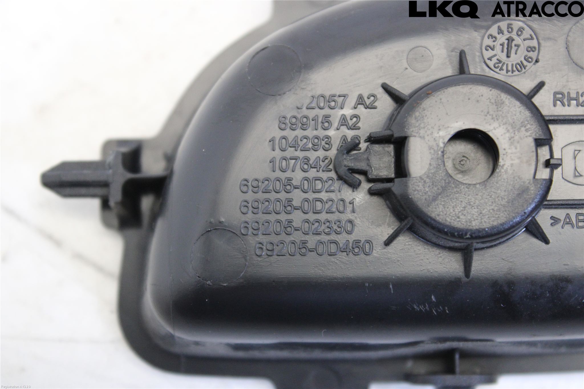 Toyota YARIS XP130 15-20 Dörrhandtag Inre Hö