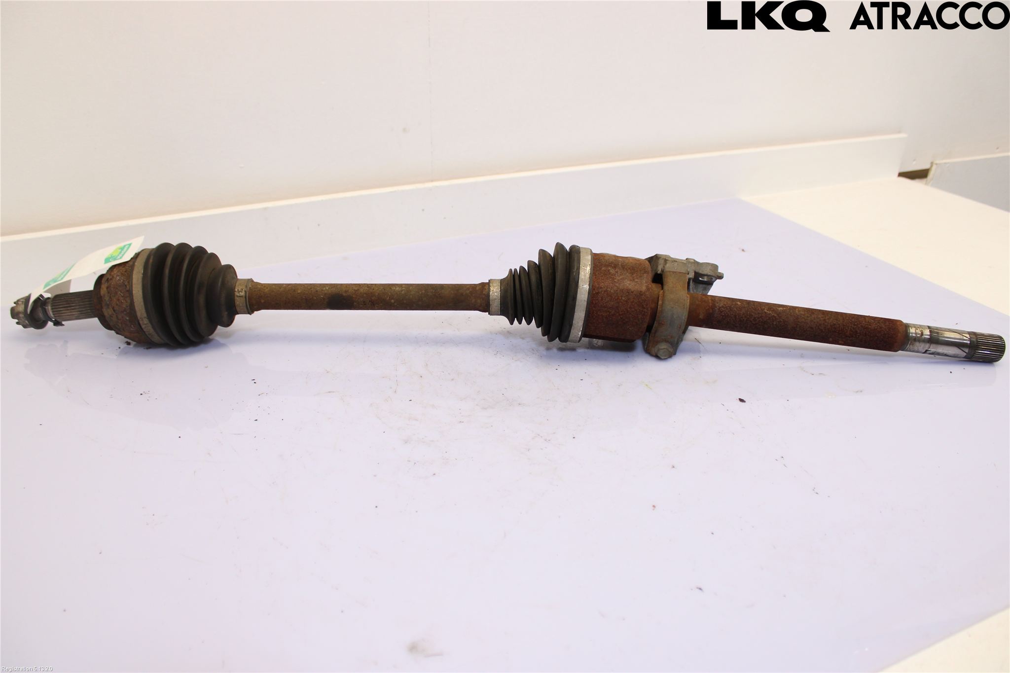 Opel VIVARO 15-19 Drivaxel Fram Höger