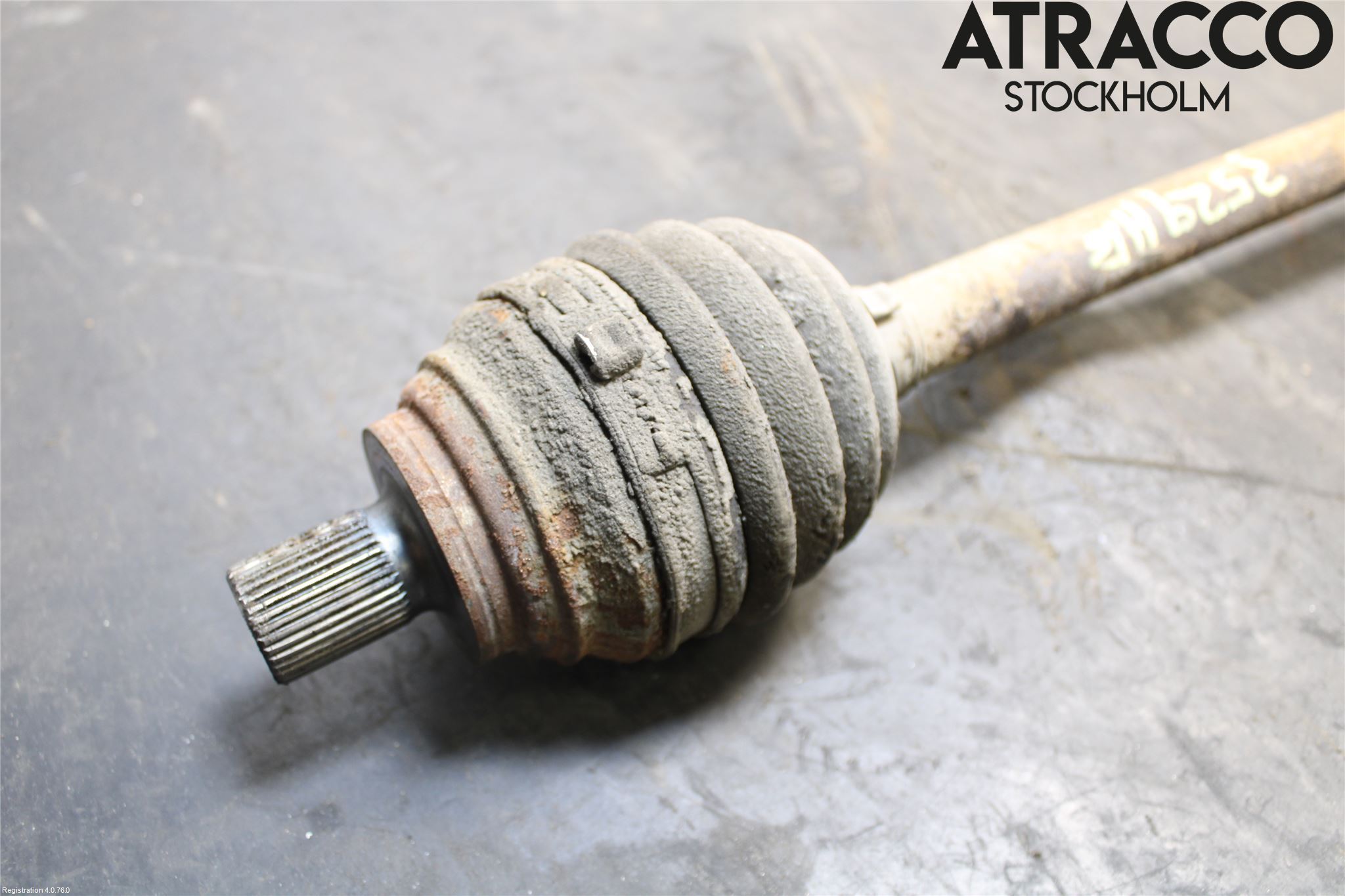 Audi TT/TTS 07-14 Drivaxel Bak Höger