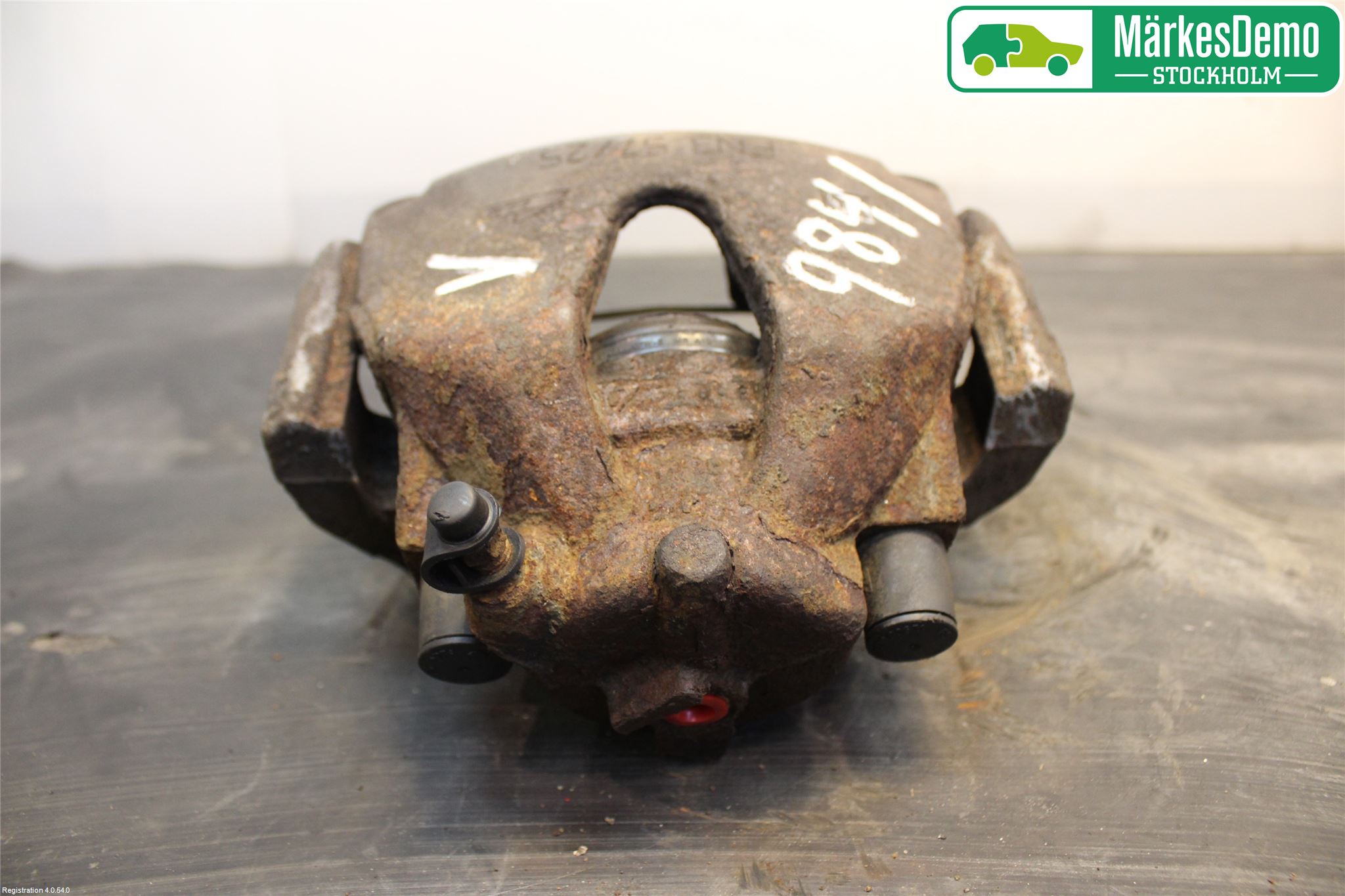 Saab 9-5     06-10 Bromsok Fram Vänster