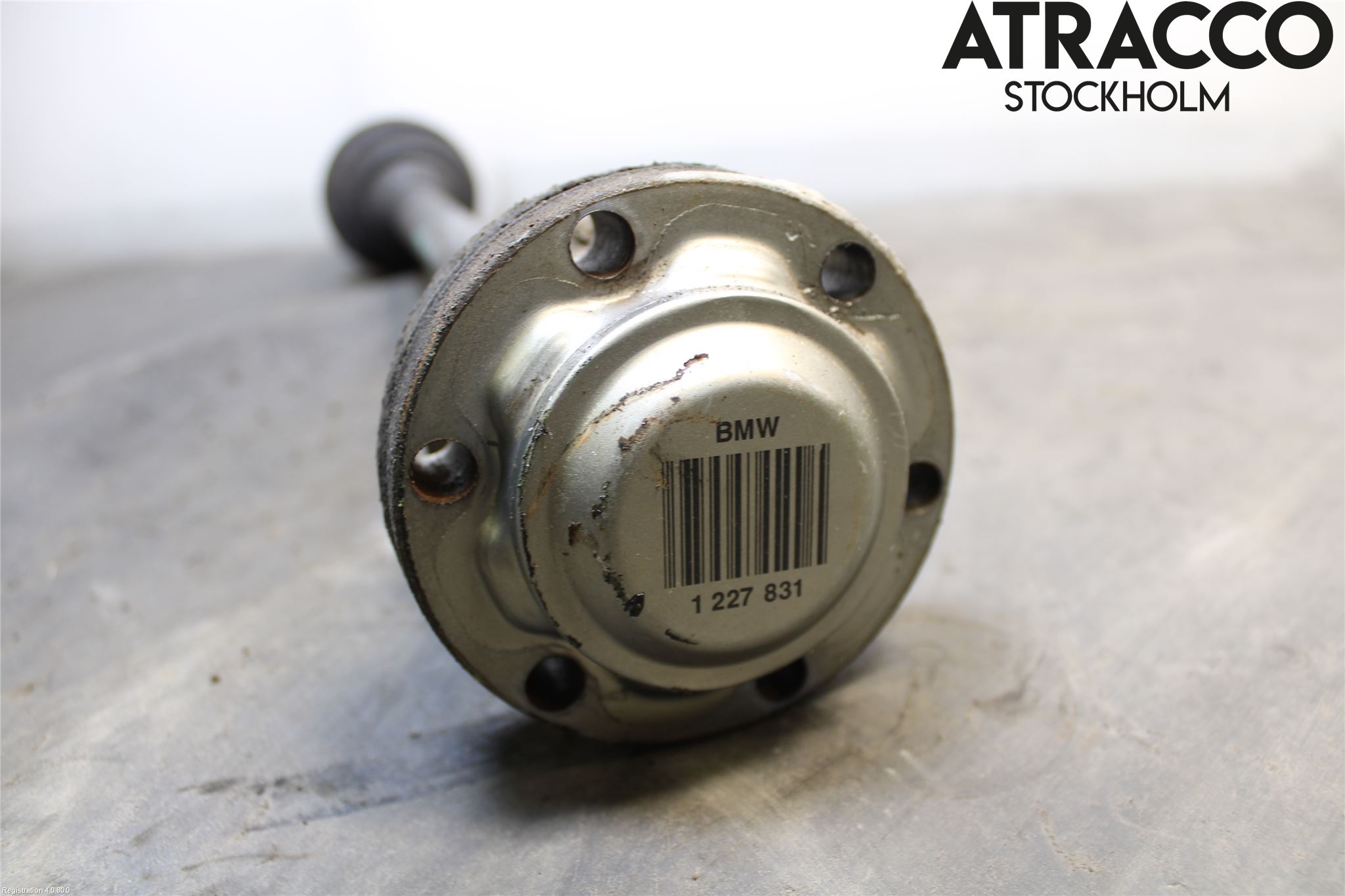 BMW 7 E38      93-01 Drivaxel Bak Höger