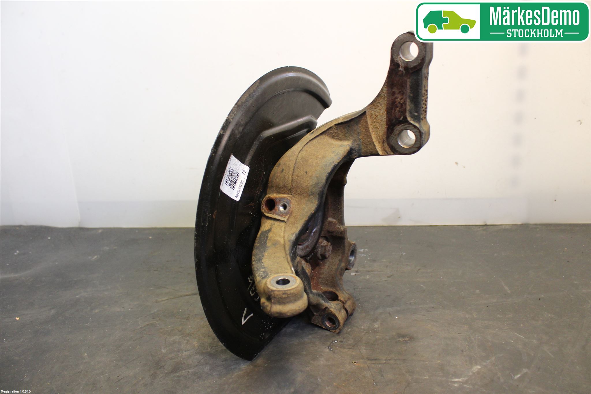 Nissan PULSAR Styrspindel Lagerhus Vä