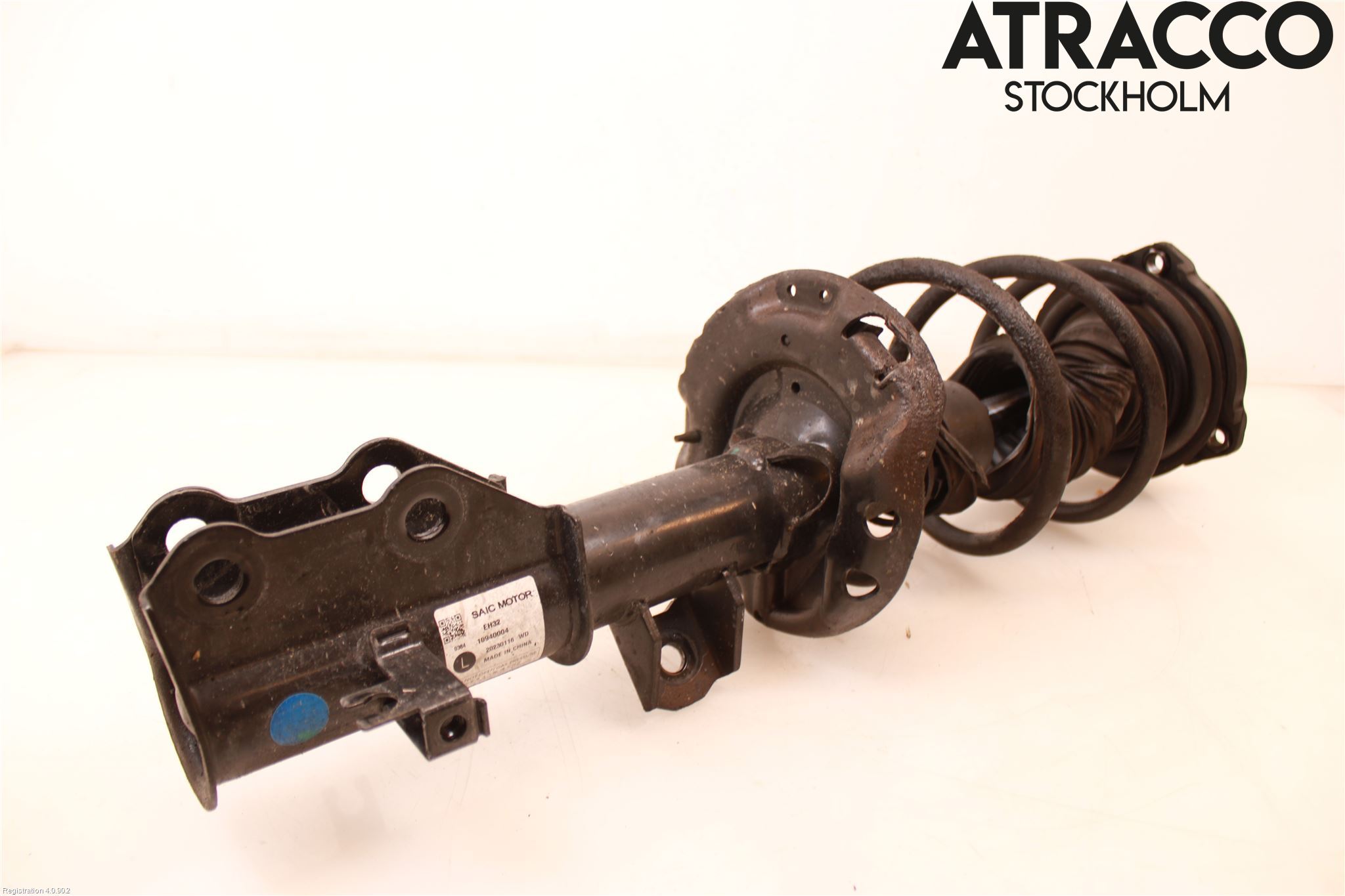 MG 4 23- Fjäderben Fram Vänster