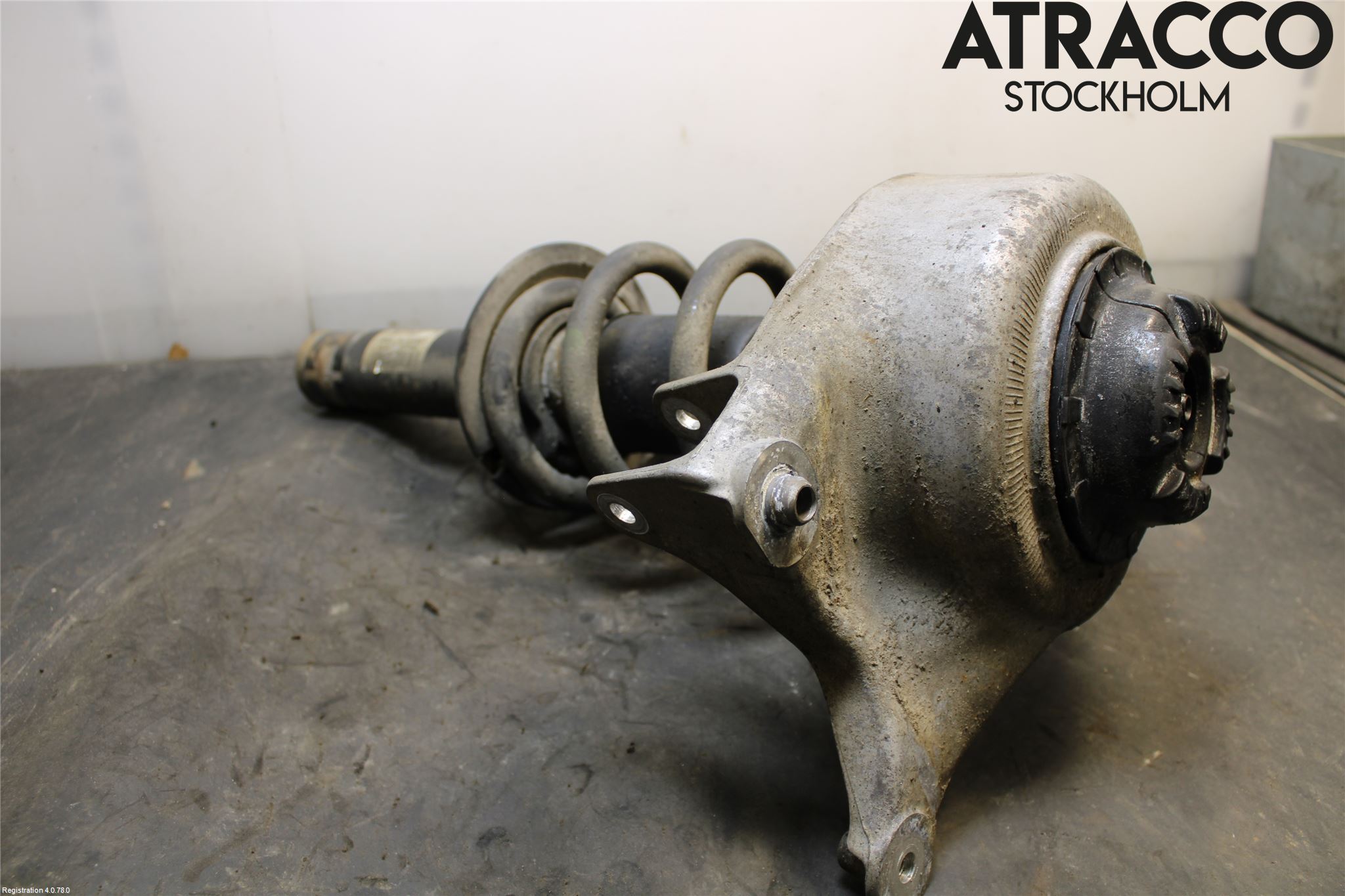 Audi Q5 09-16 Fjäderben Fram Höger