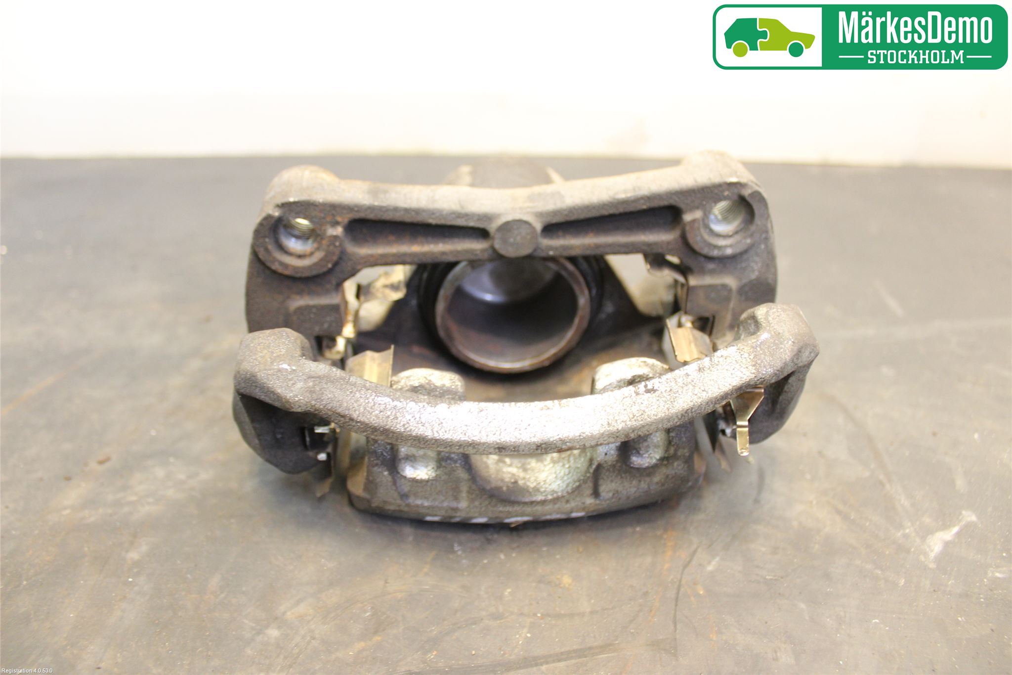 Nissan PULSAR Bromsok Fram Höger