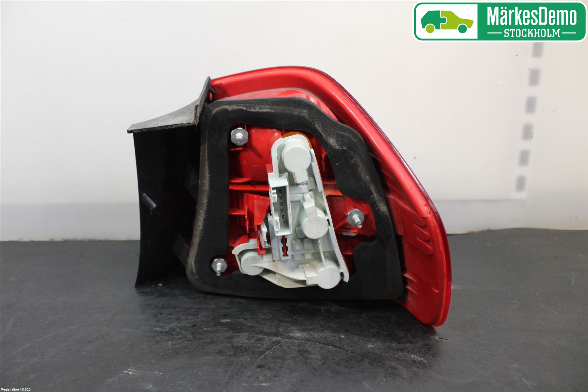 BMW 3 E90/91 SED/TOU 05-12 Bakljus Vänster