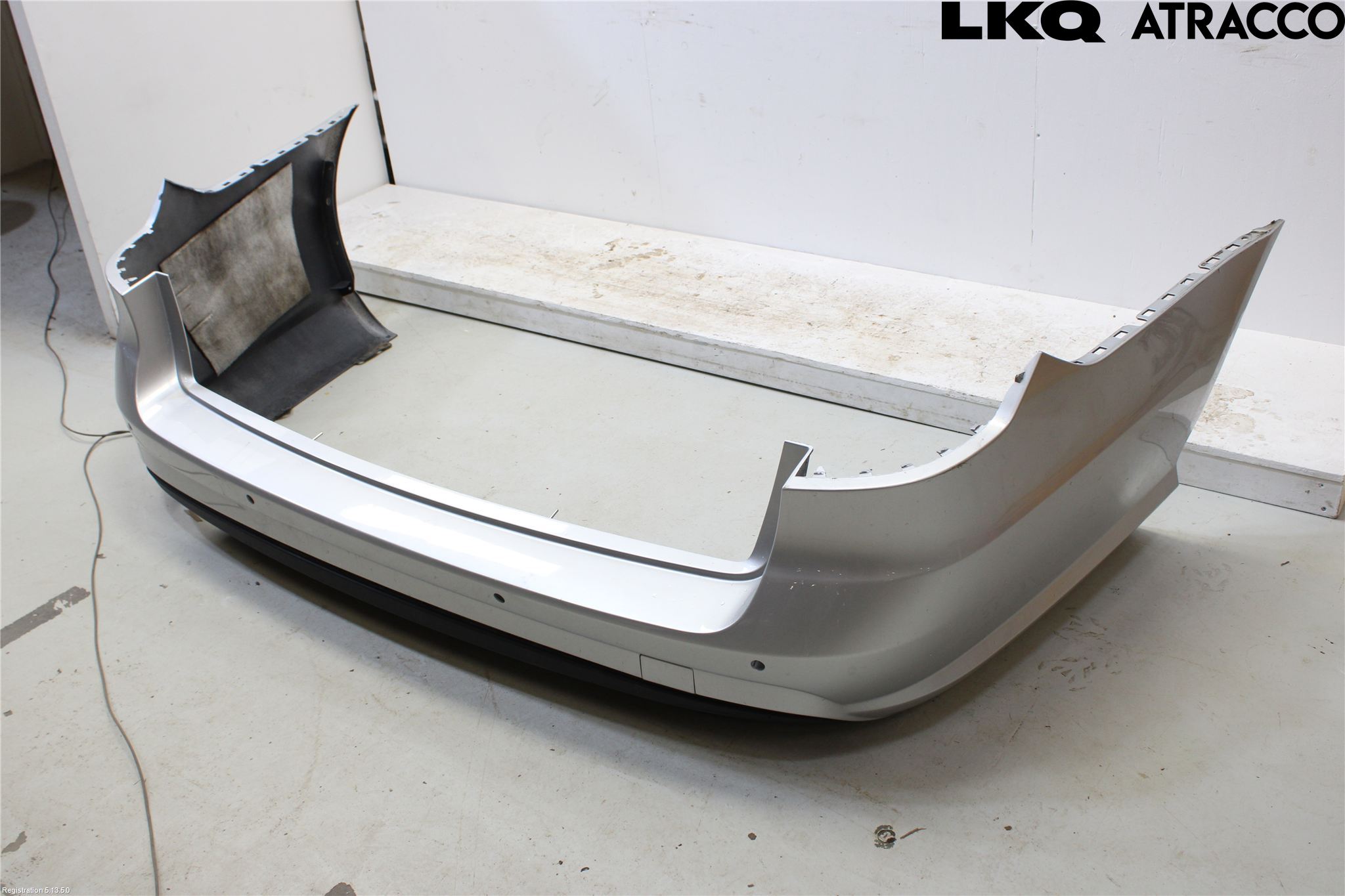Mercedes-Benz MB E-KLASS (W212) 09-16 Stötfångarbeklädnad Bak