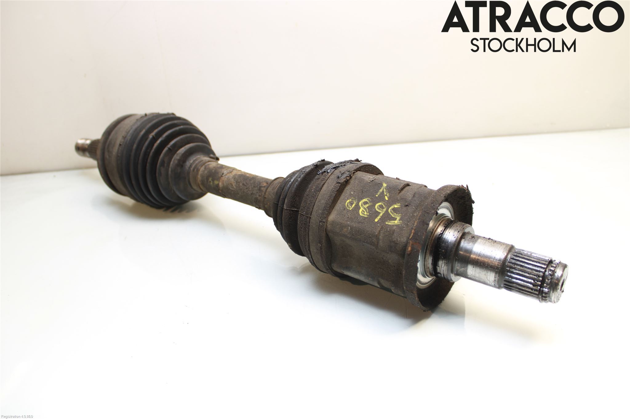 Toyota HILUX 05-16 Drivaxel Fram Vänster