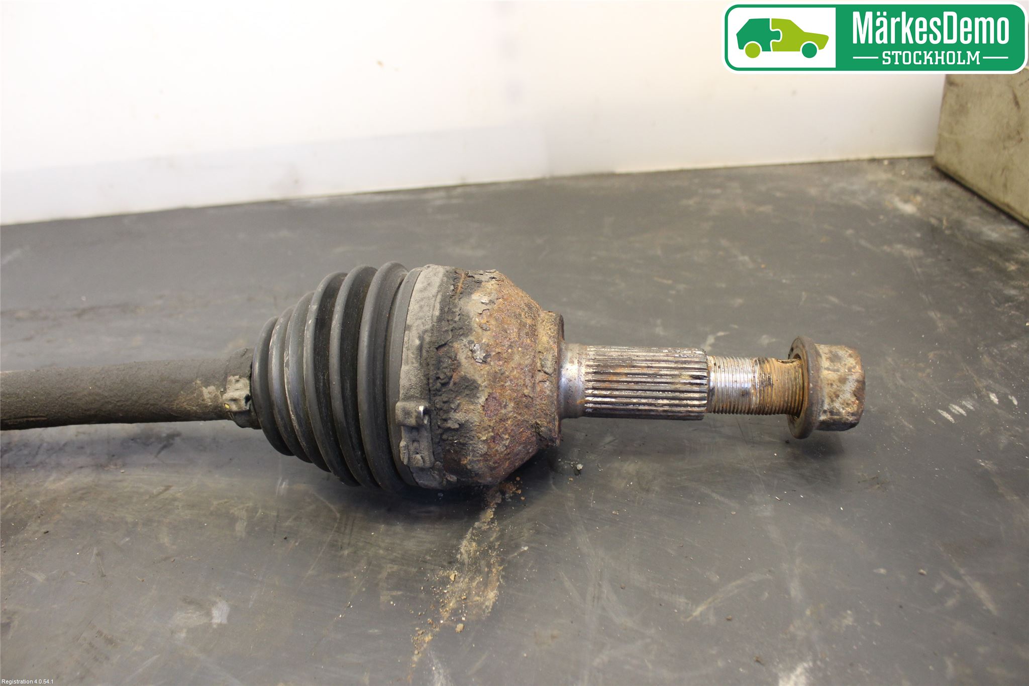 Nissan QASHQAI   07-10 Drivaxel Fram Vänster