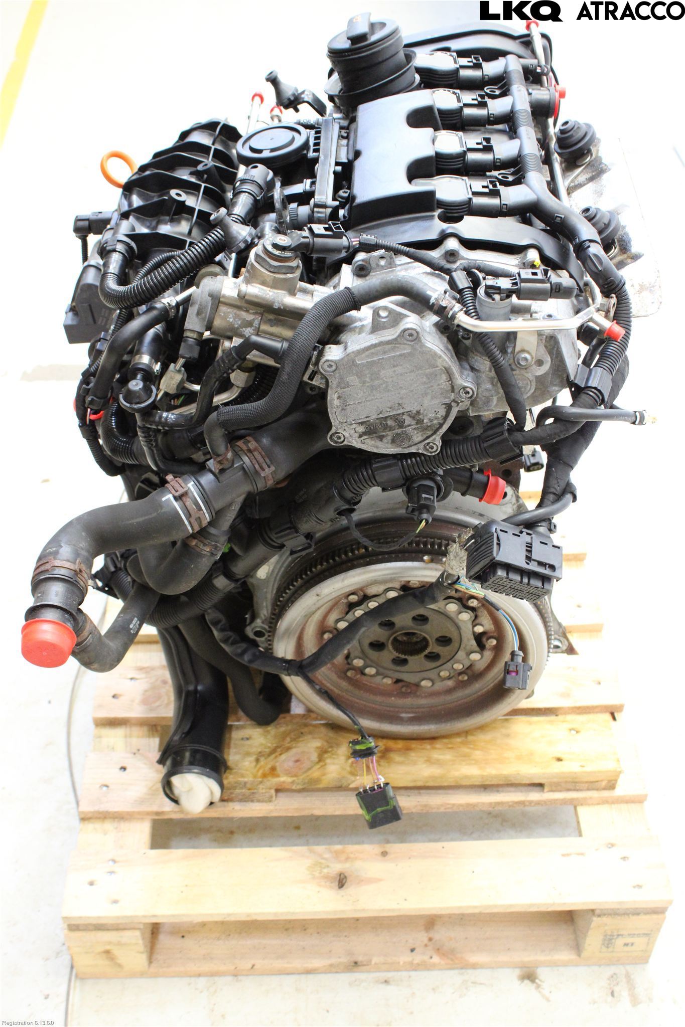 Volkswagen VW GOLF V 04-09 Motor Bensin