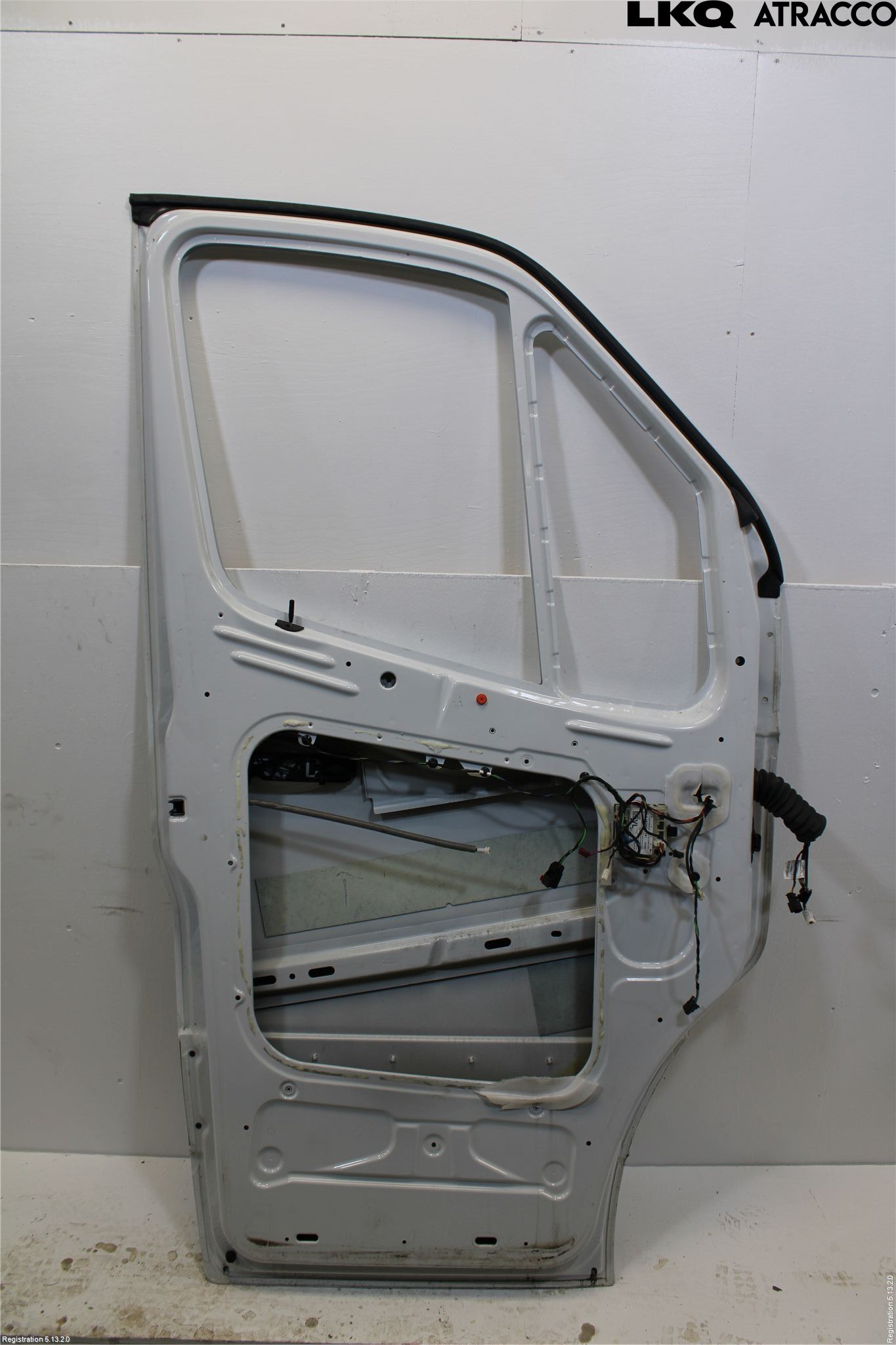 Mercedes-Benz MB SPRINTER (W907/W910) 19- Dörr Fram Vänster