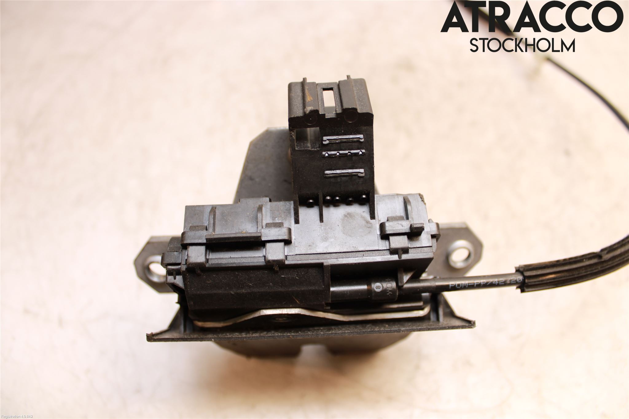 Volvo S60 11-13 Låskista Baklucka