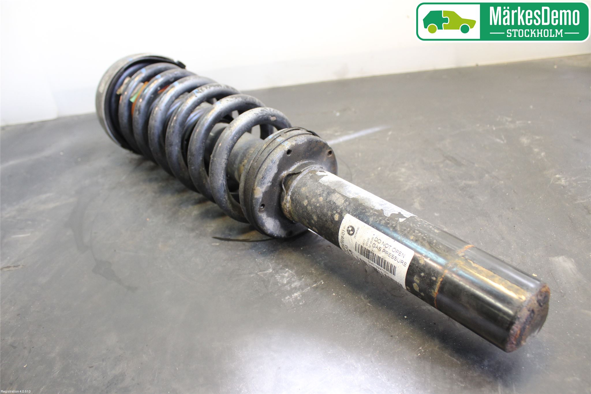 BMW X6 E71/E72   08-14 Fjäderben Fram Vänster