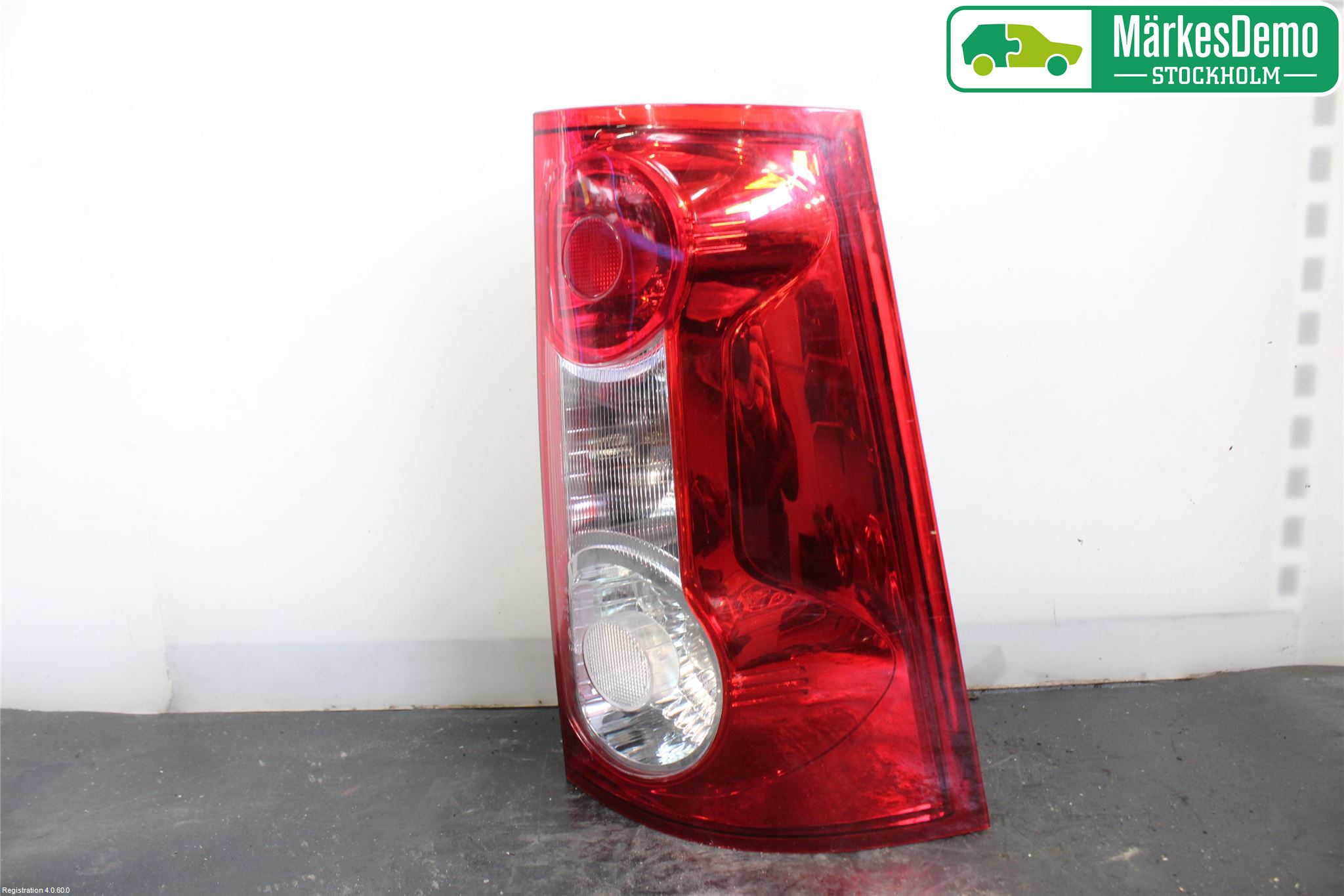 Dacia LOGAN MCV/STEPWAY Bakljus Höger