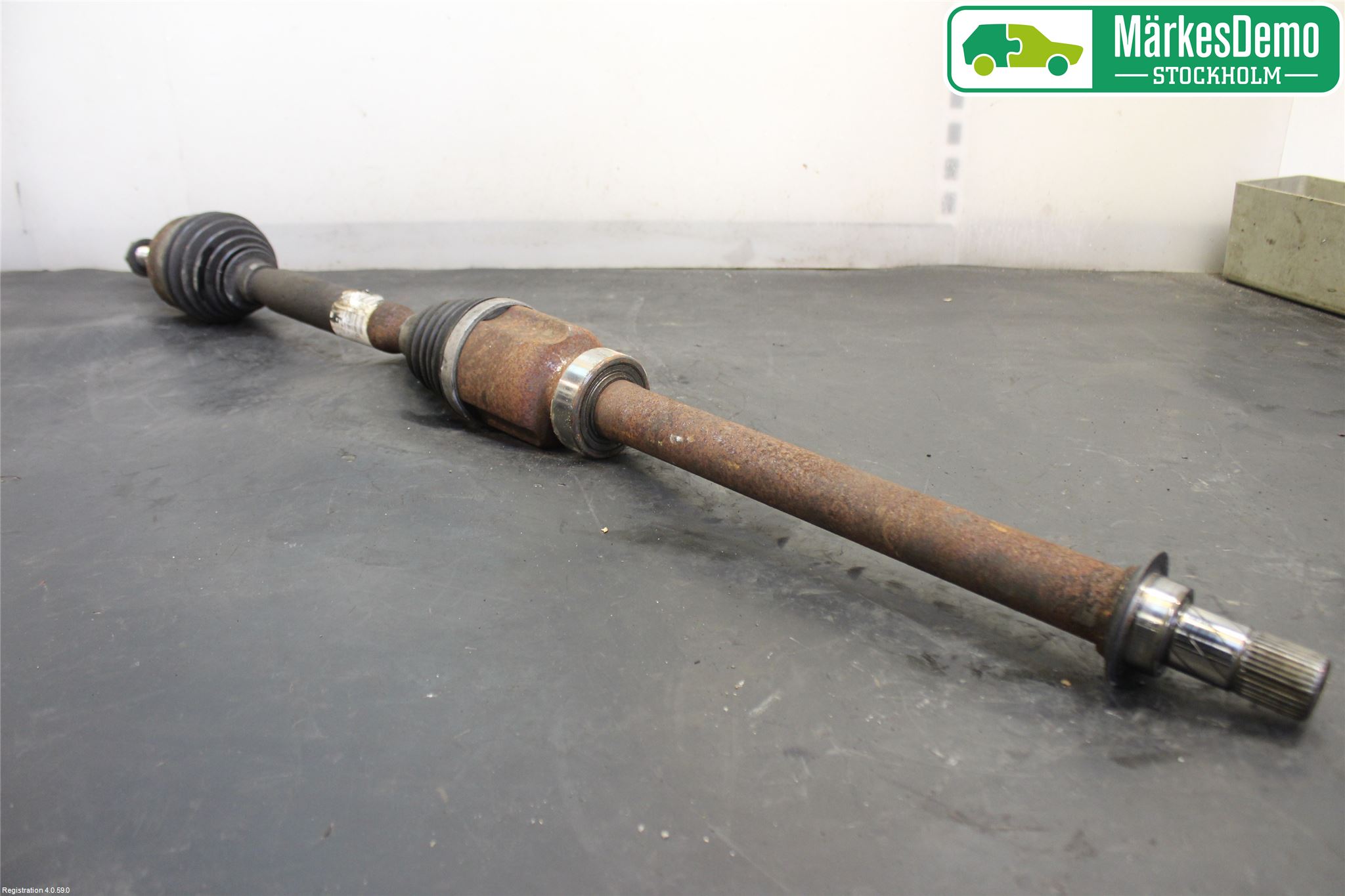 Renault CAPTUR 13-19 Drivaxel Fram Höger