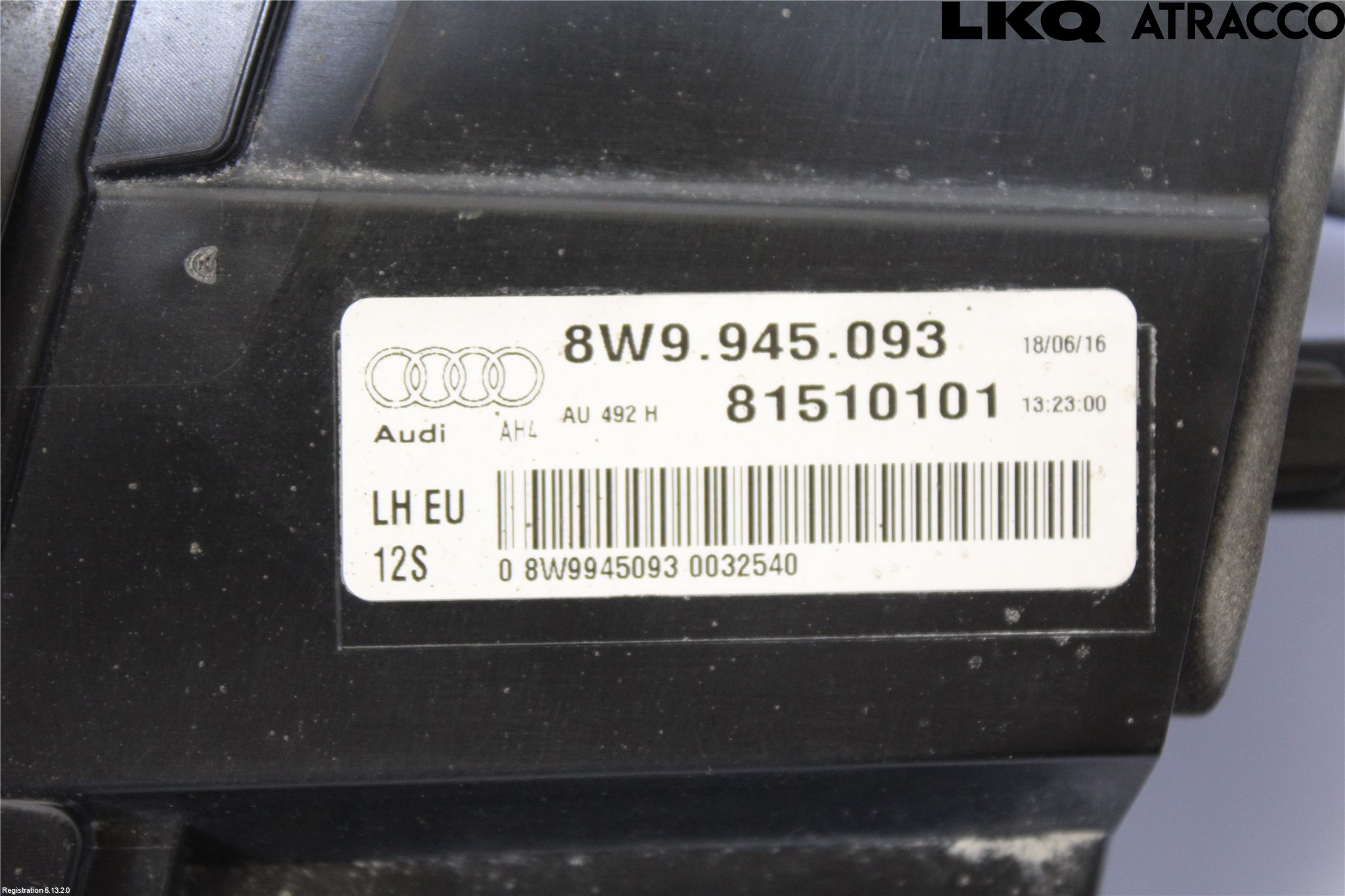 Audi A4/S4 B9 16-19 Bakljus Lucka Vä