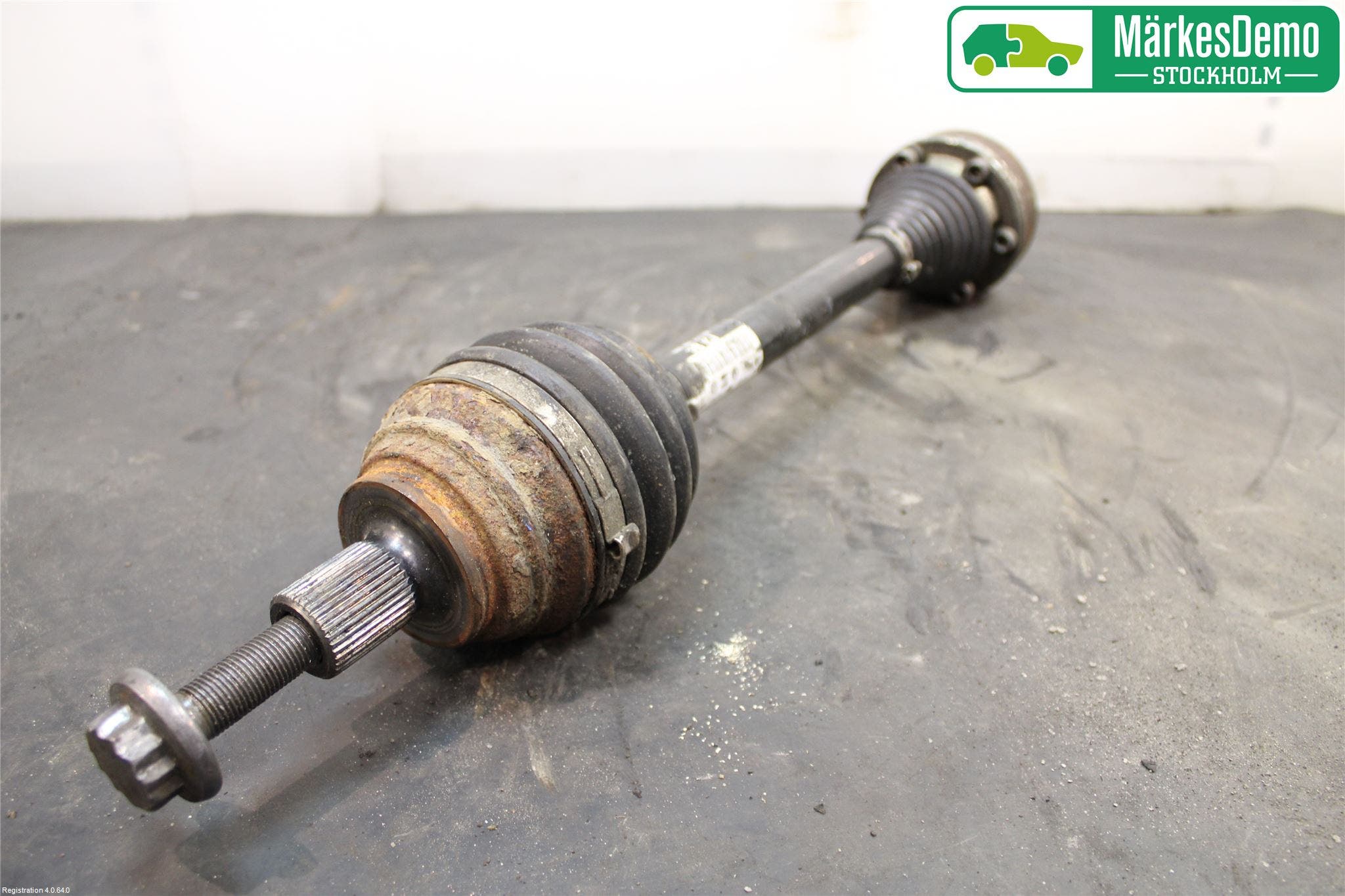 Volkswagen VW GOLF / E-GOLF VII 13-20 Drivaxel Fram Vänster
