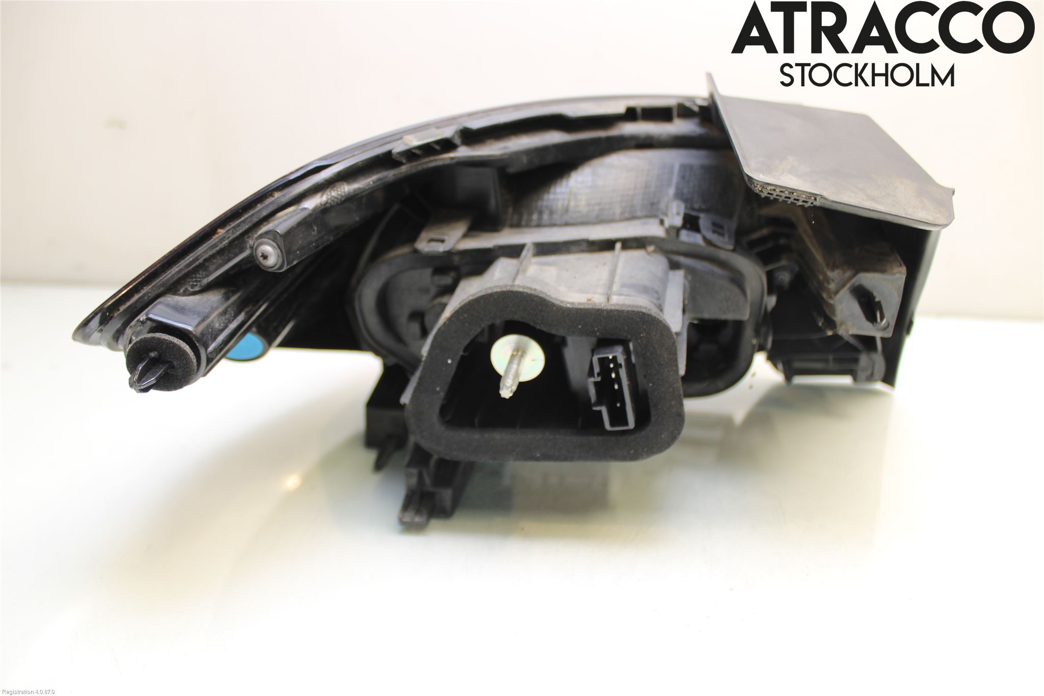 Opel CORSA F, CORSA-E 20- Bakljus Höger