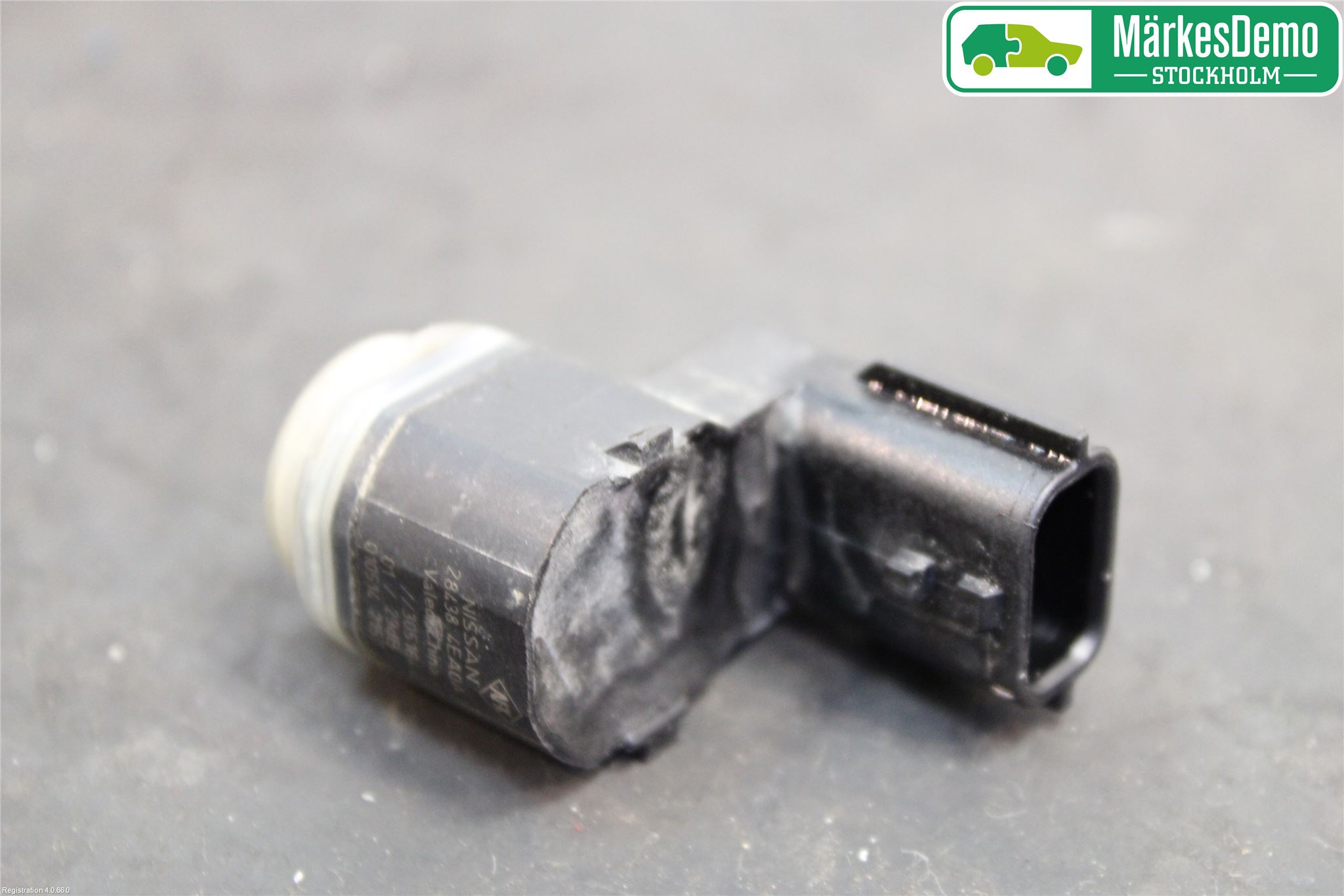 Nissan QASHQAI 14-17 Parkeringshjälp Frontsensor