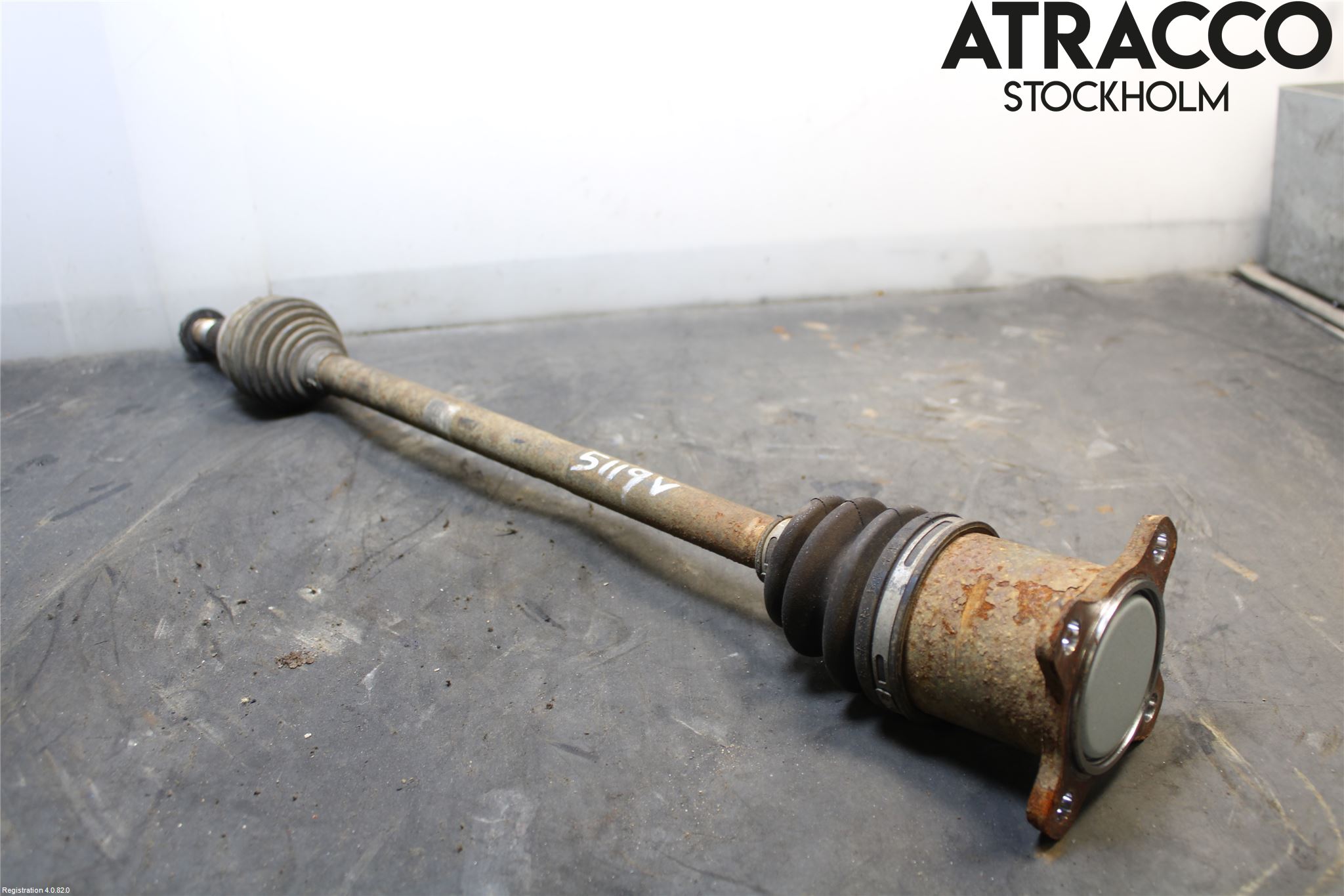 Lexus NX 300h 15-21 Drivaxel Bak Vänster