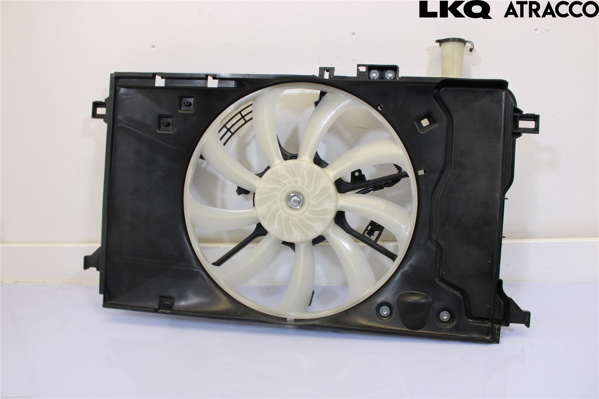 Toyota YARIS XP21 20- Kylfläkt El